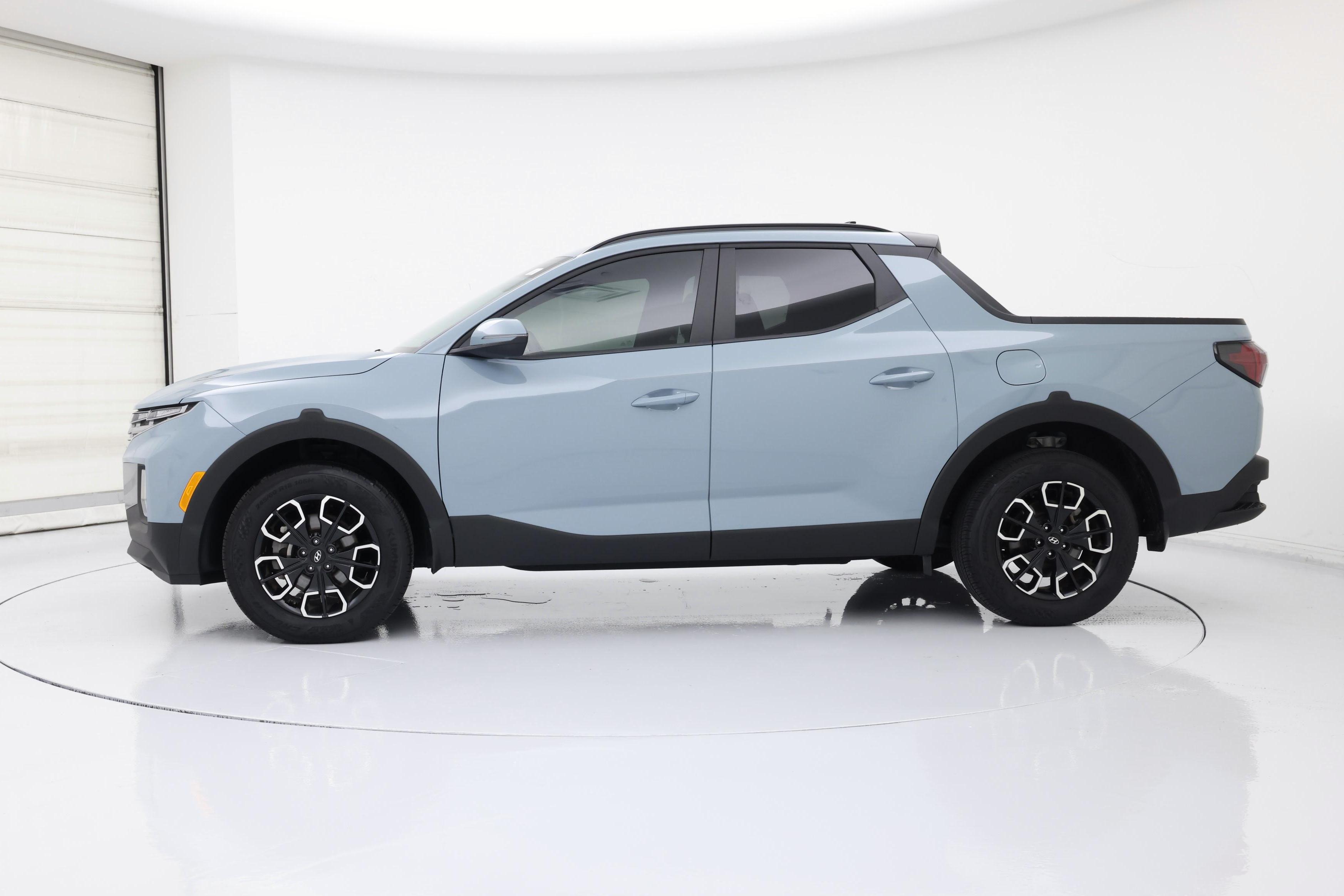 Thumbnail: 2023 Hyundai Santa Cruz - 3