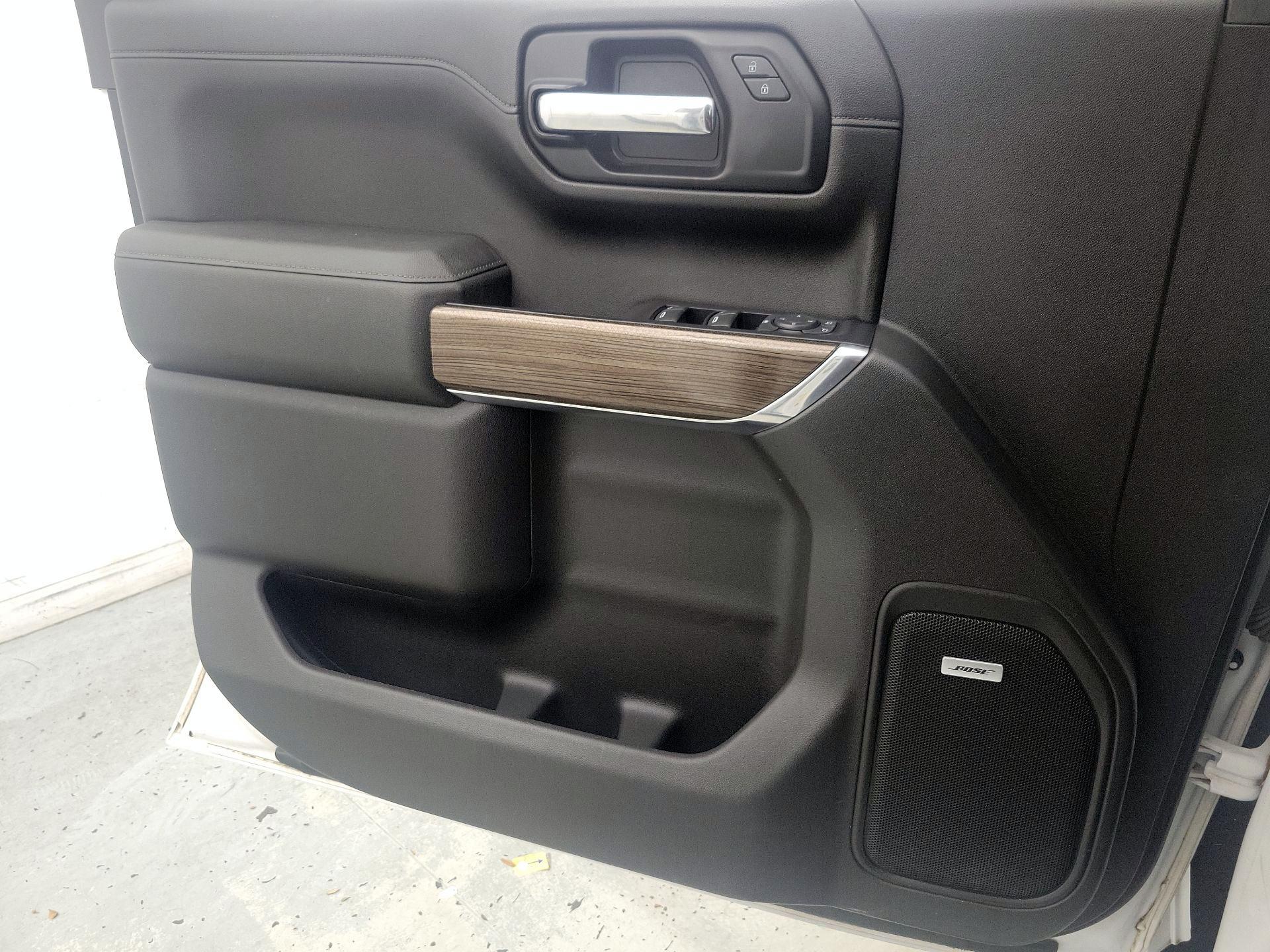 Thumbnail: 2019 Chevrolet Silverado 1500 - 12