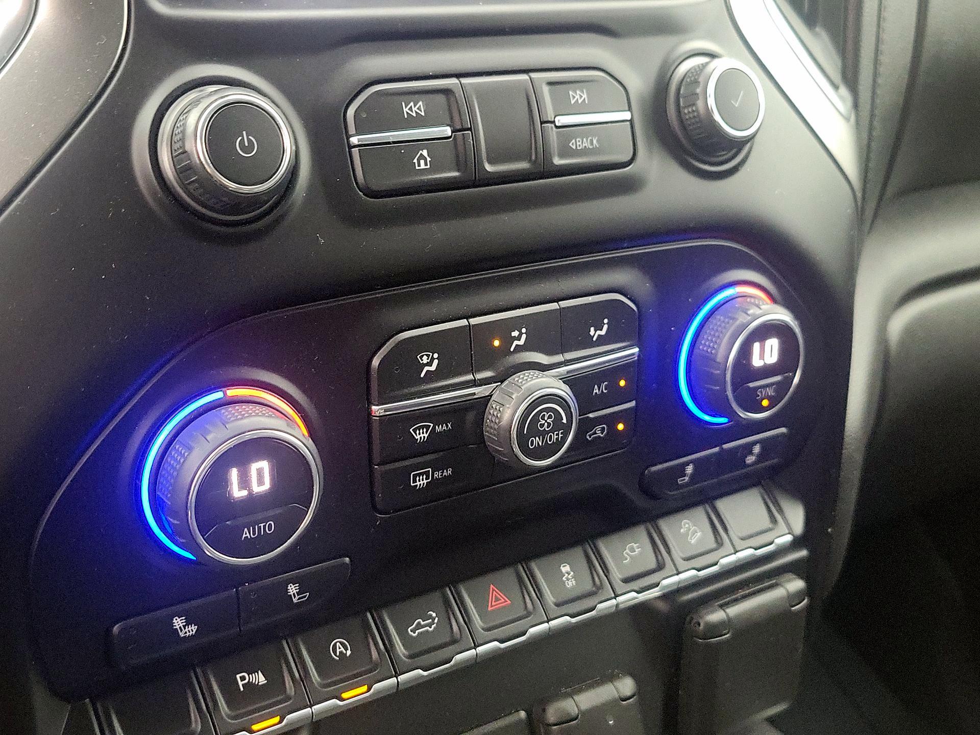 Thumbnail: 2019 Chevrolet Silverado 1500 - 16