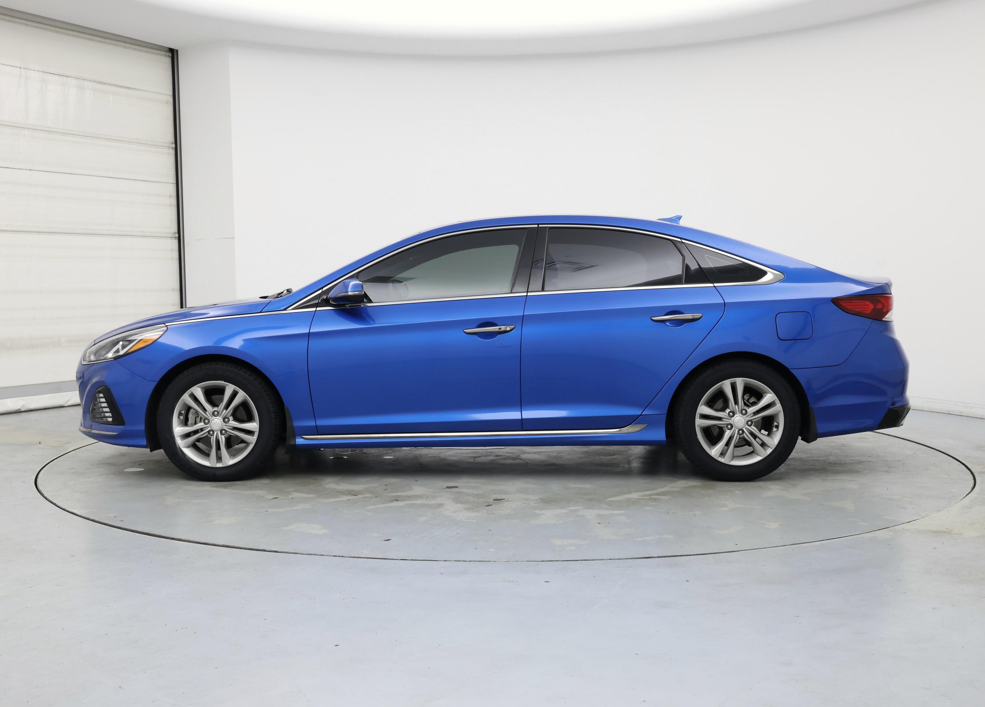 Thumbnail: 2018 Hyundai Sonata - 3