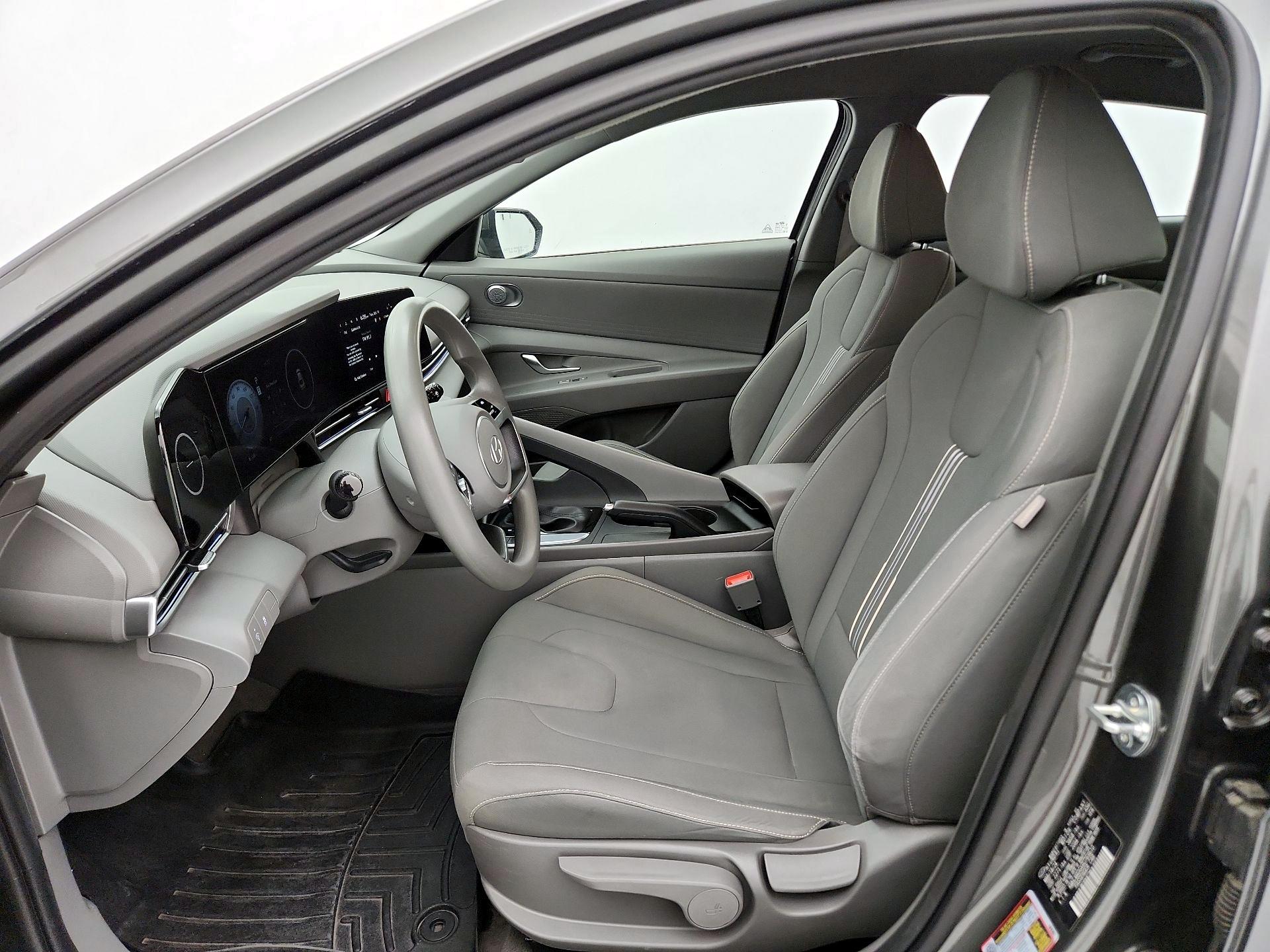 Thumbnail: 2024 Hyundai Elantra - 11