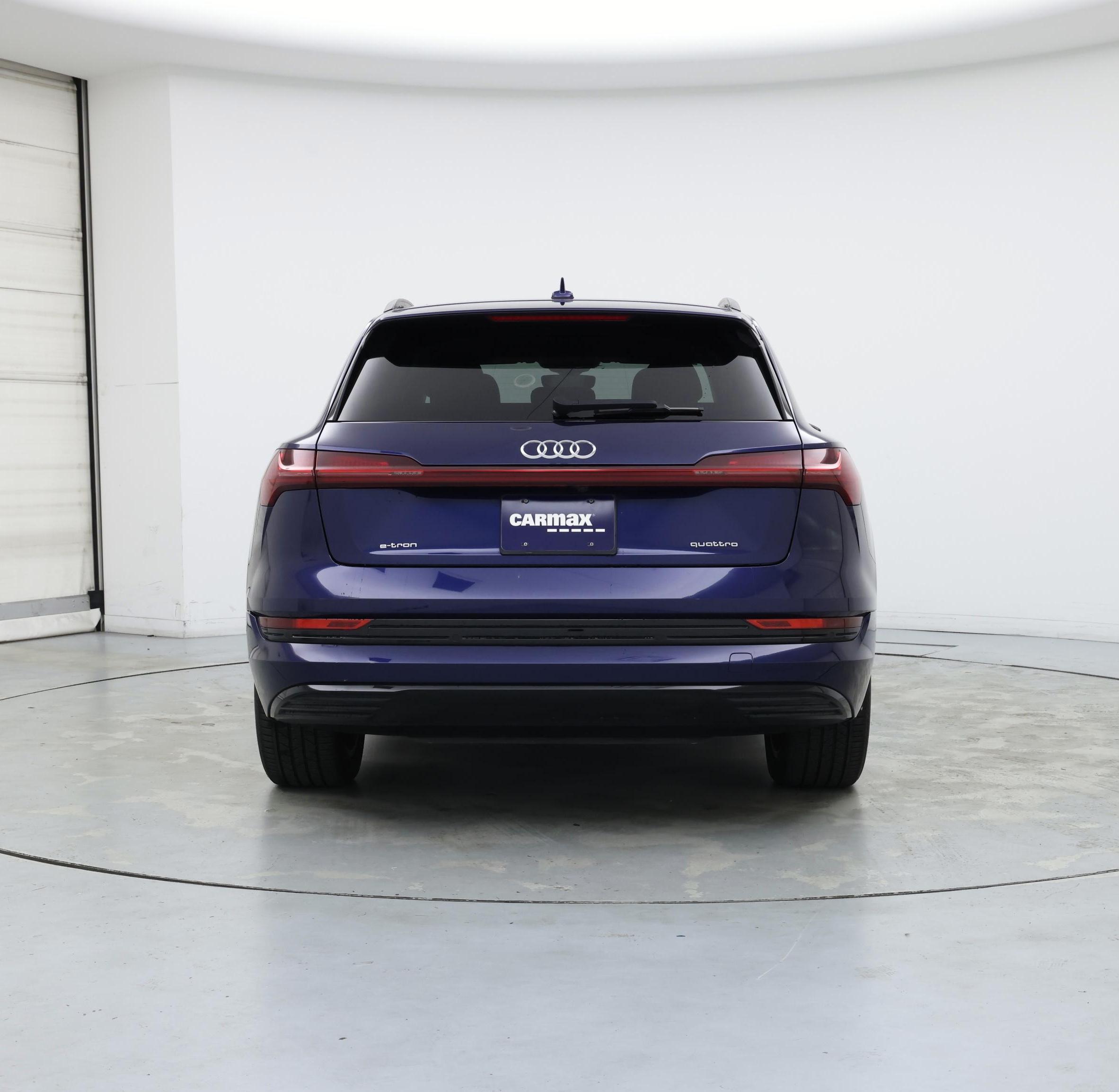 Thumbnail: 2021 Audi e-tron - 6