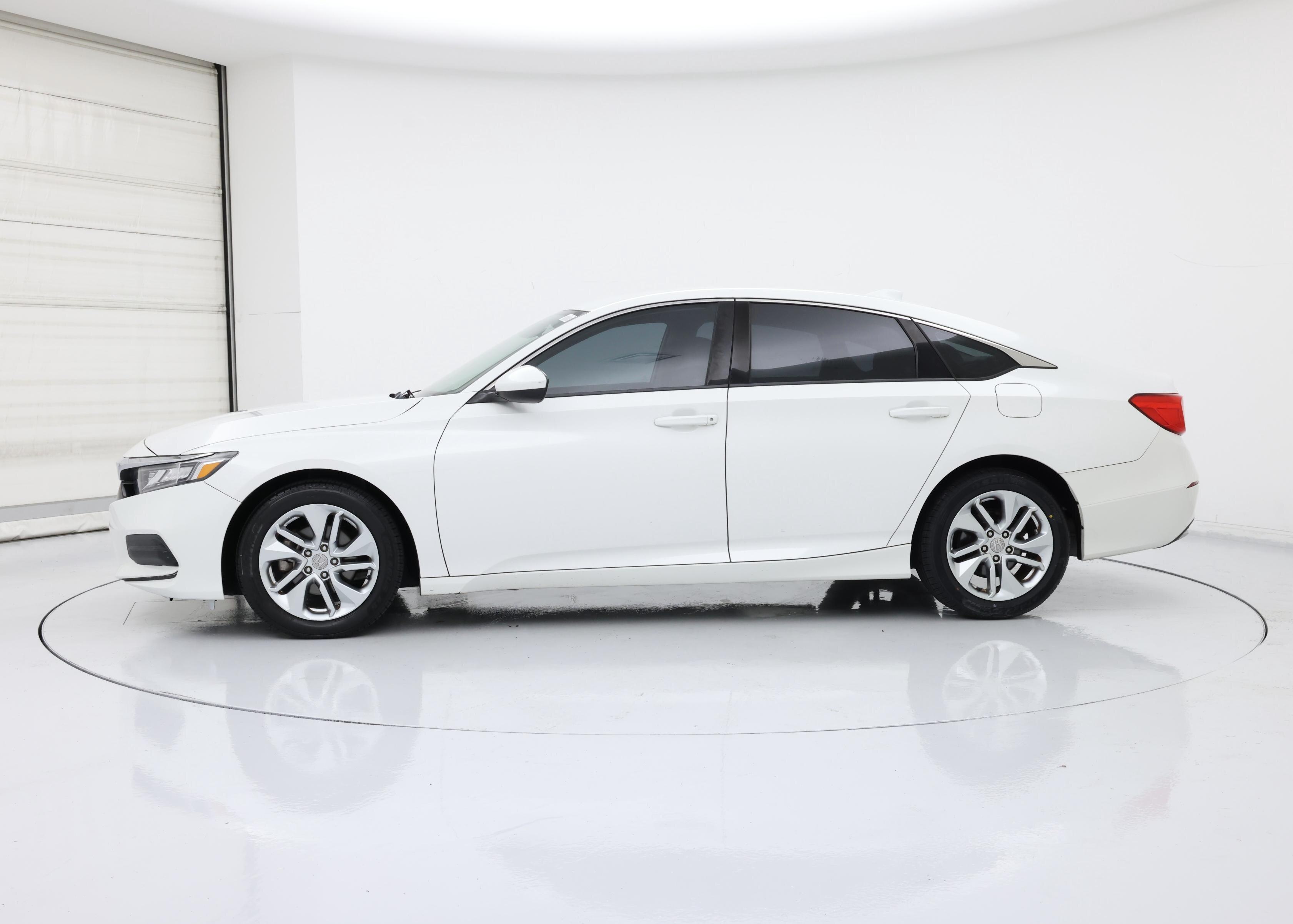 Thumbnail: 2018 Honda Accord - 3
