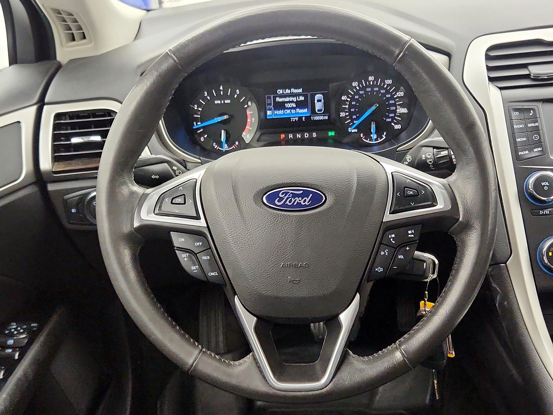 Thumbnail: 2016 Ford Fusion - 10