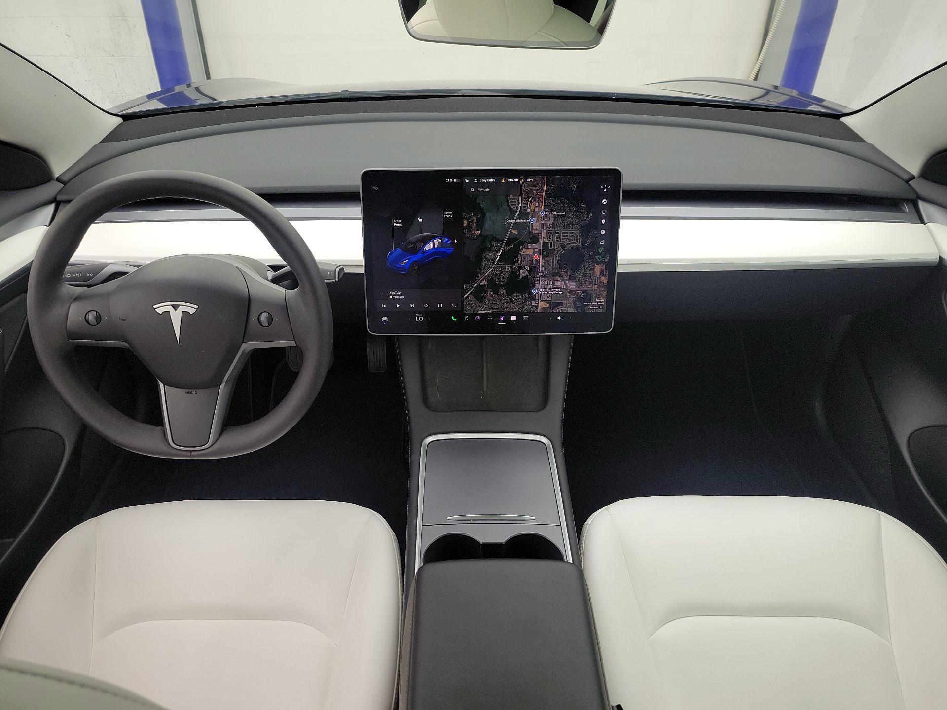 Thumbnail: 2023 Tesla Model 3 - 9