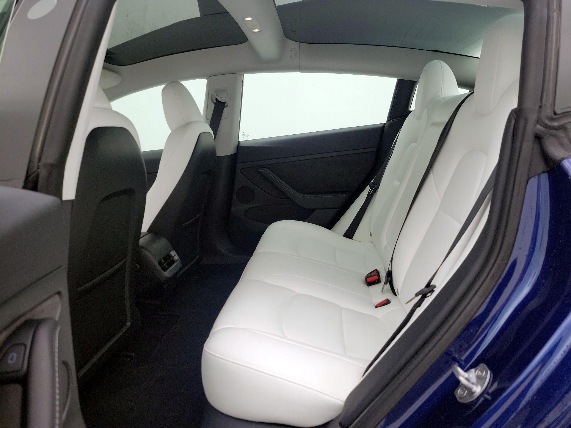 Thumbnail: 2023 Tesla Model 3 - 20