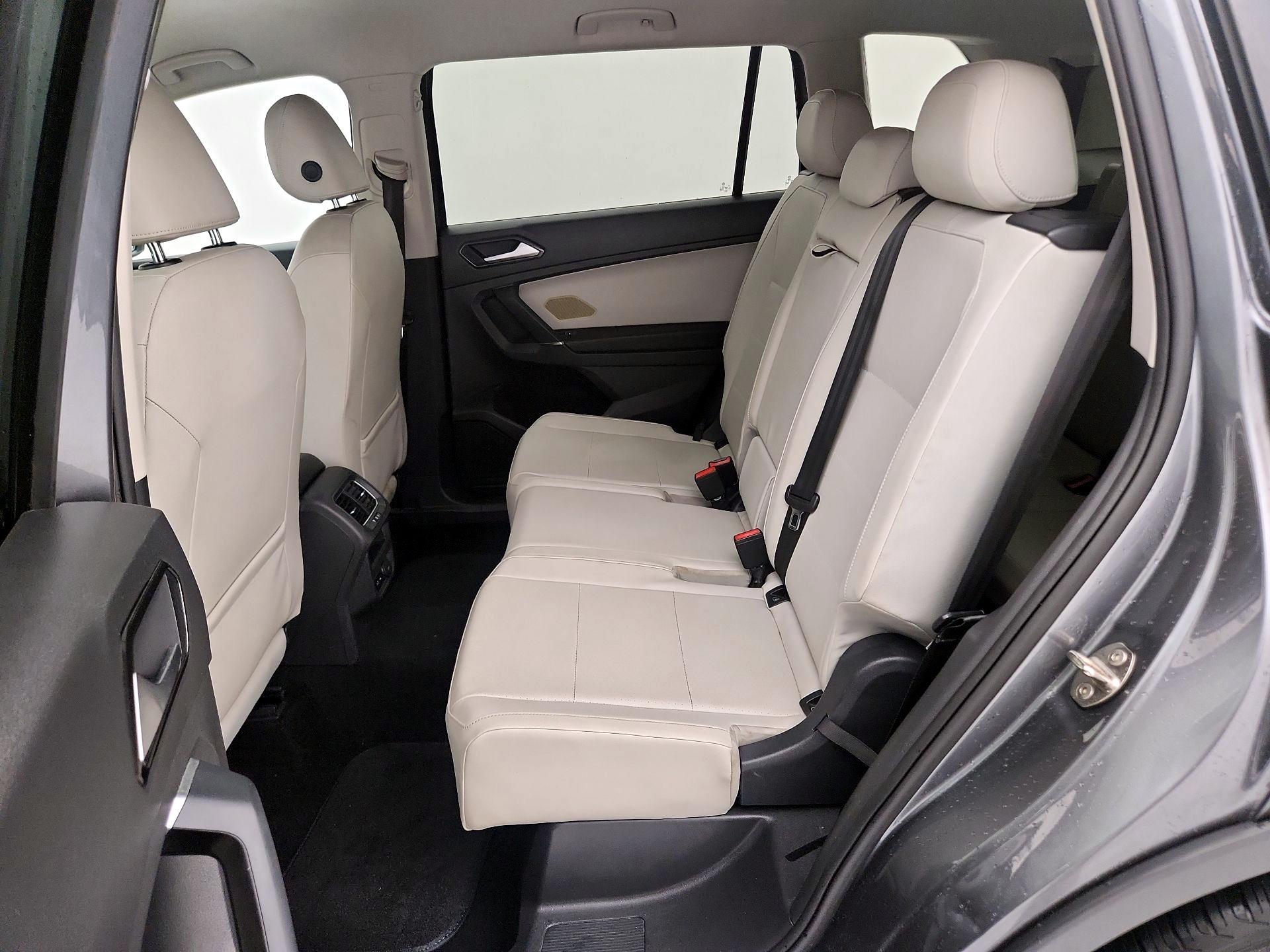 Thumbnail: 2018 Volkswagen Tiguan - 19