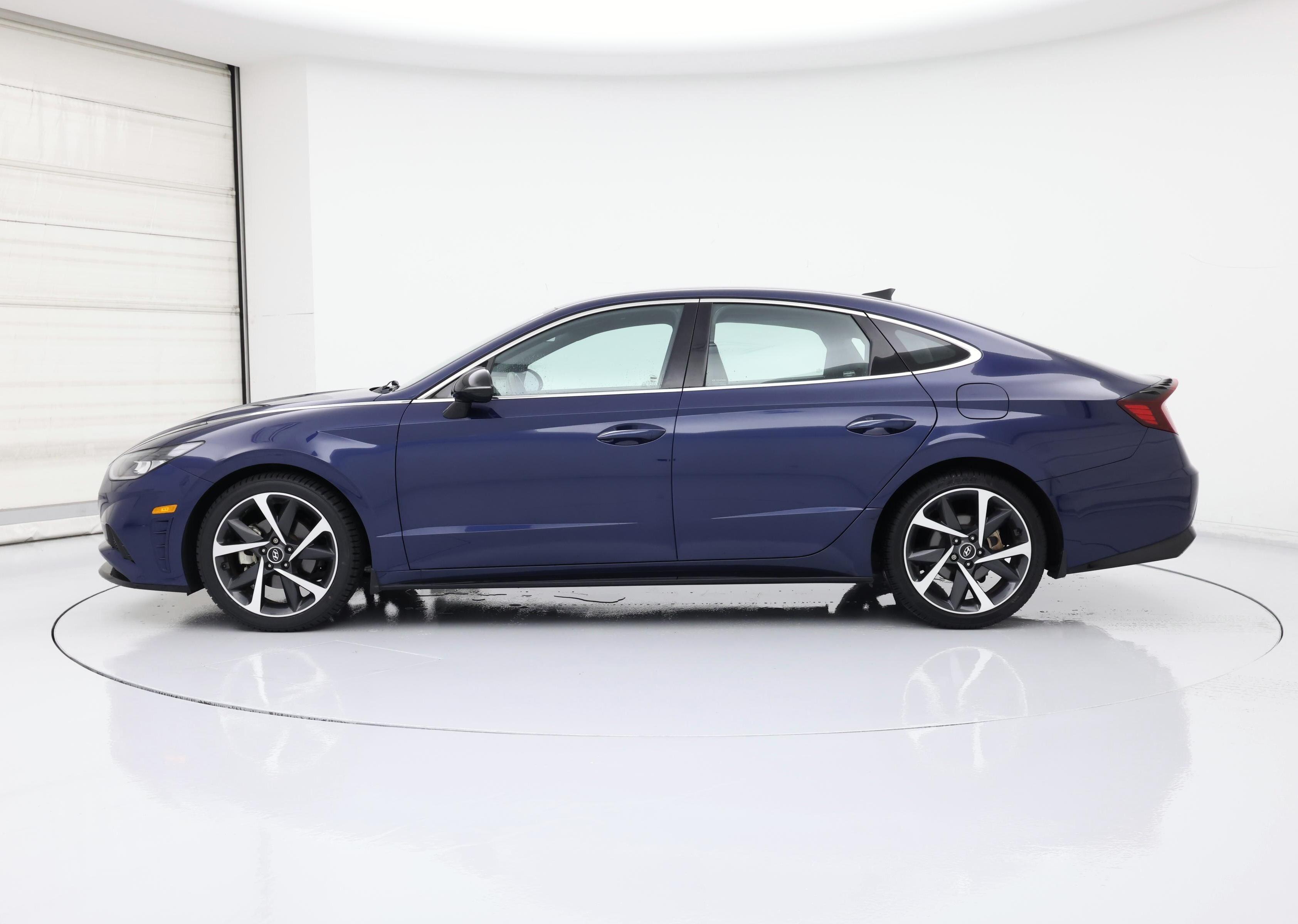 Thumbnail: 2021 Hyundai Sonata - 3
