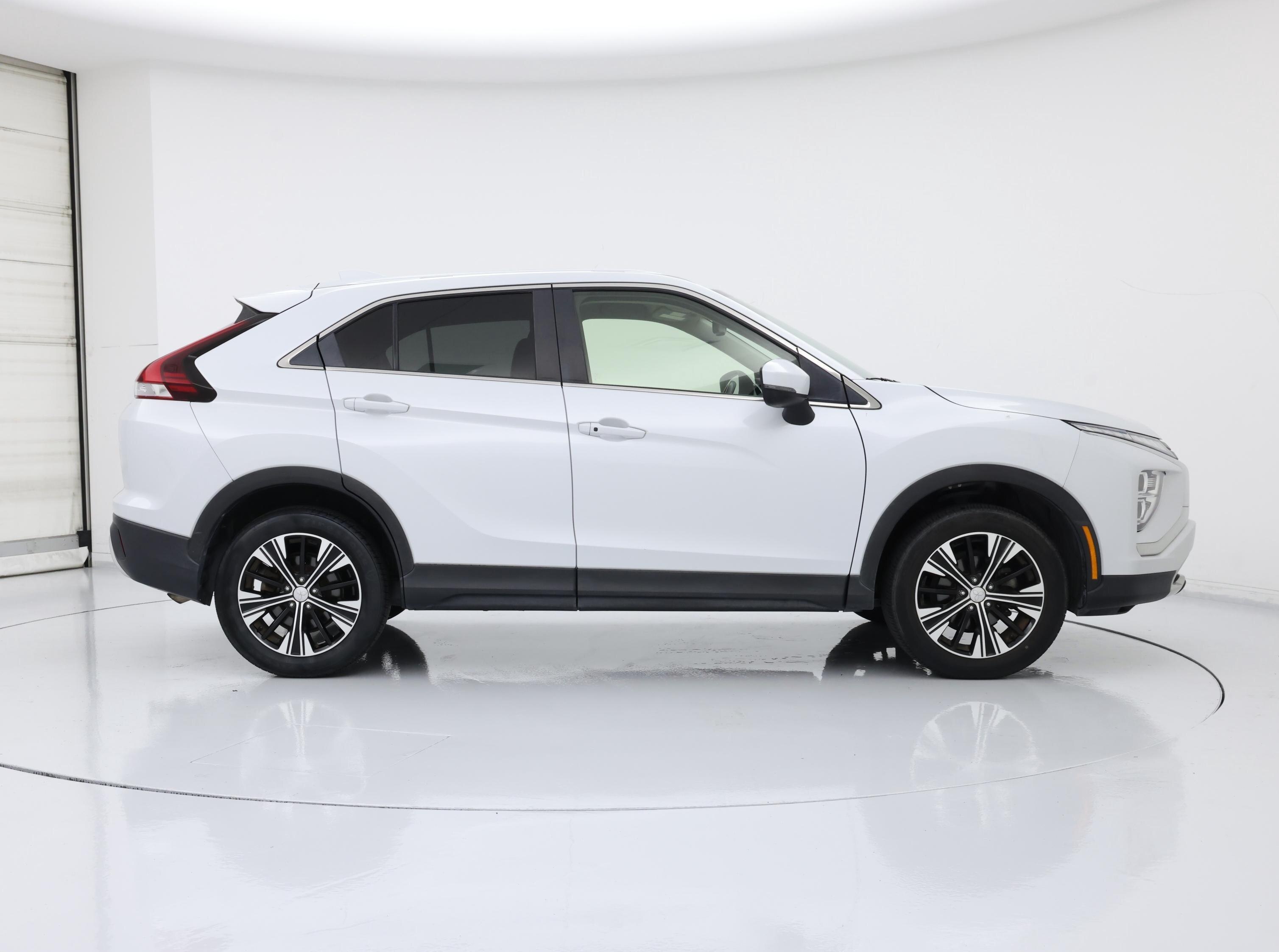 Thumbnail: 2022 Mitsubishi Eclipse Cross - 7