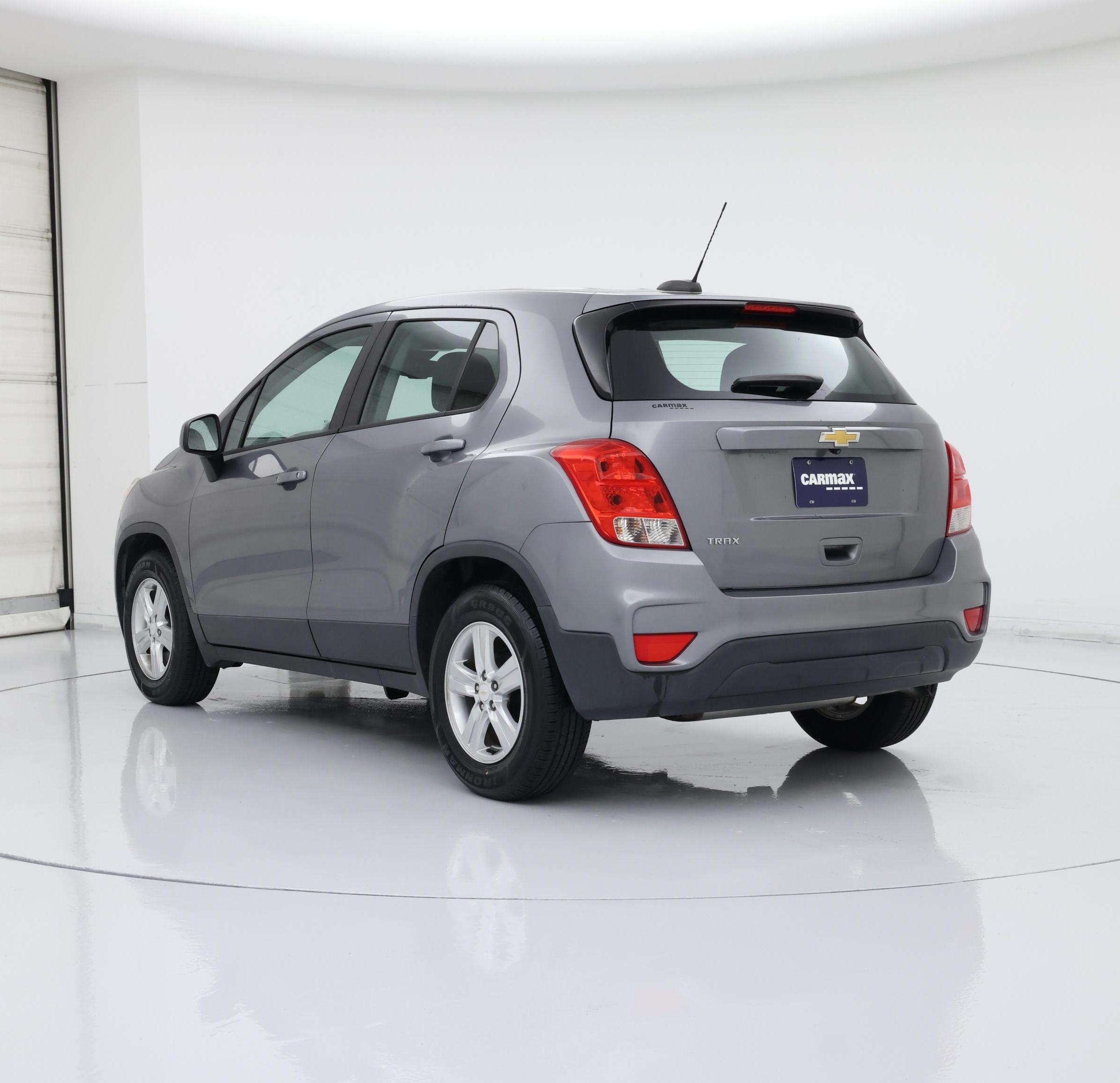 Thumbnail: 2020 Chevrolet Trax - 2
