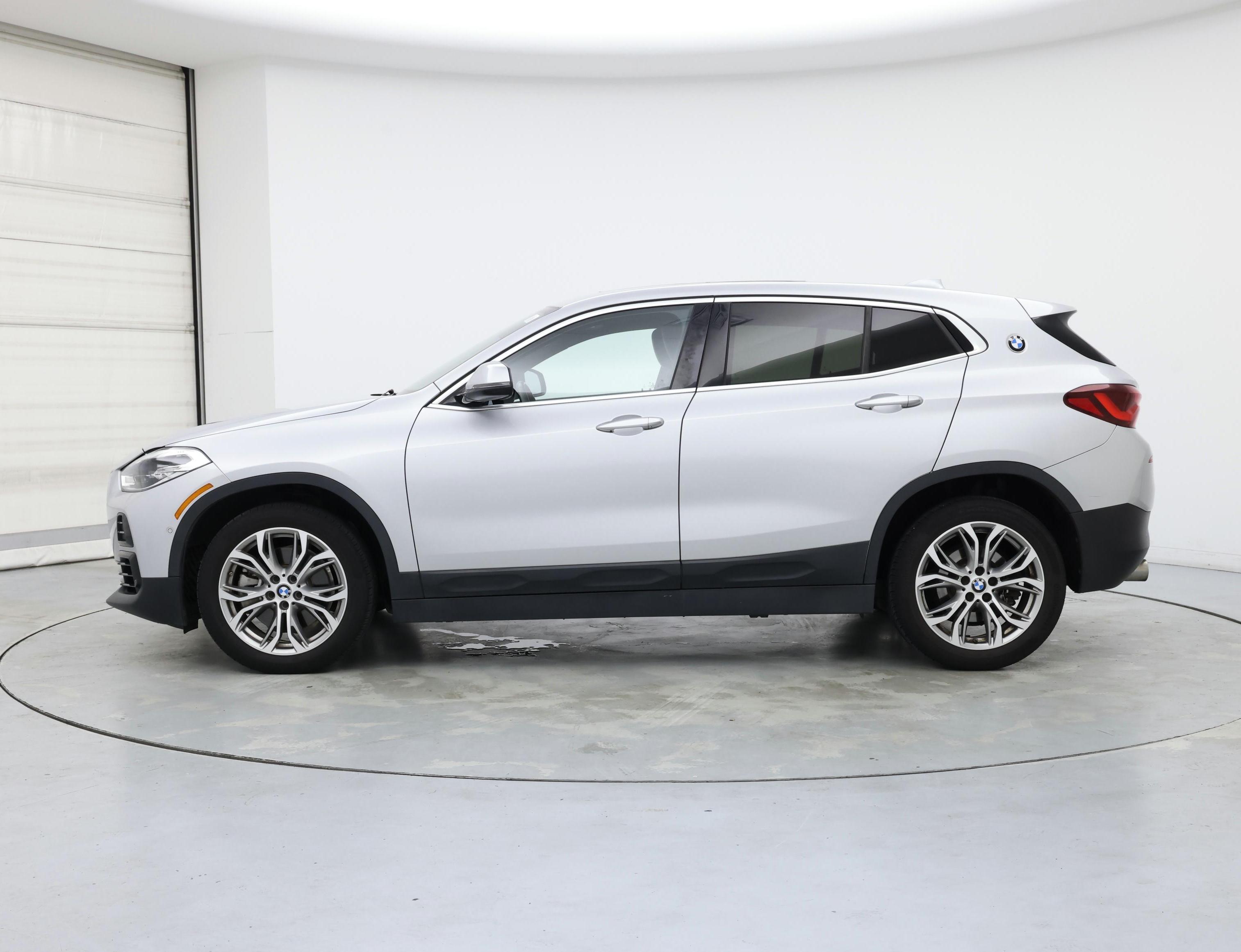 Thumbnail: 2021 BMW X2 - 3