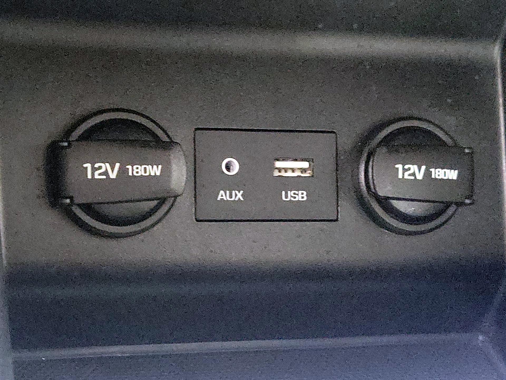 Thumbnail: 2020 Hyundai Elantra - 18