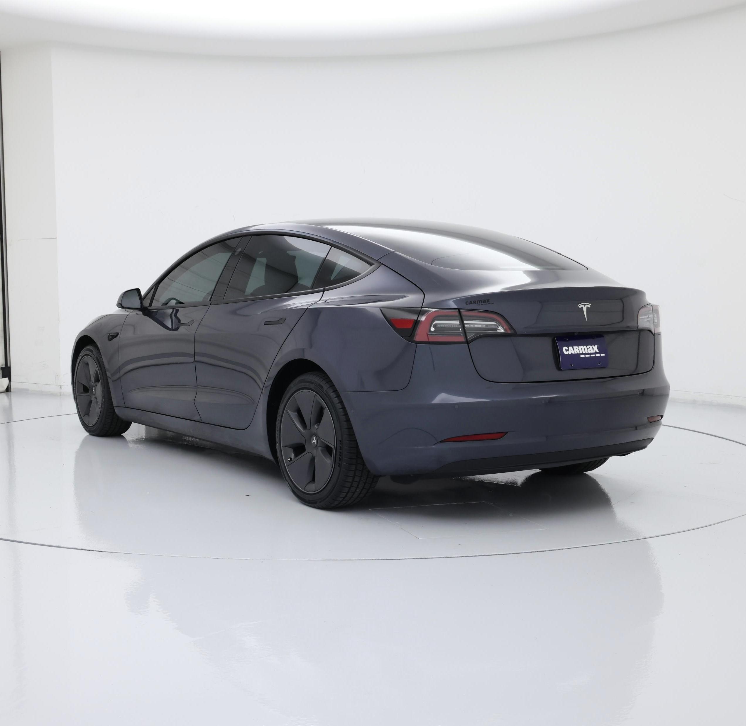 Thumbnail: 2022 Tesla Model 3 - 2