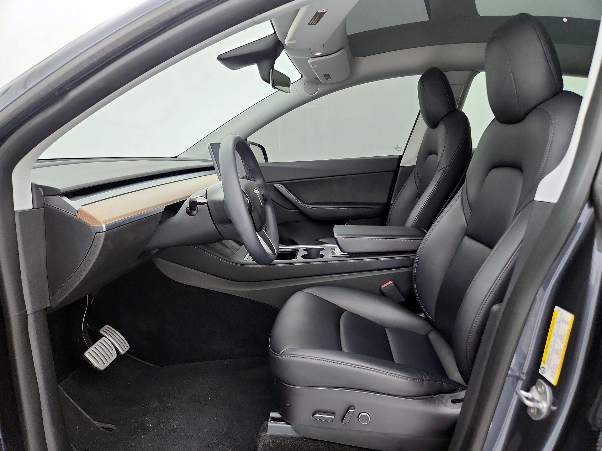 Thumbnail: 2022 Tesla Model Y - 11