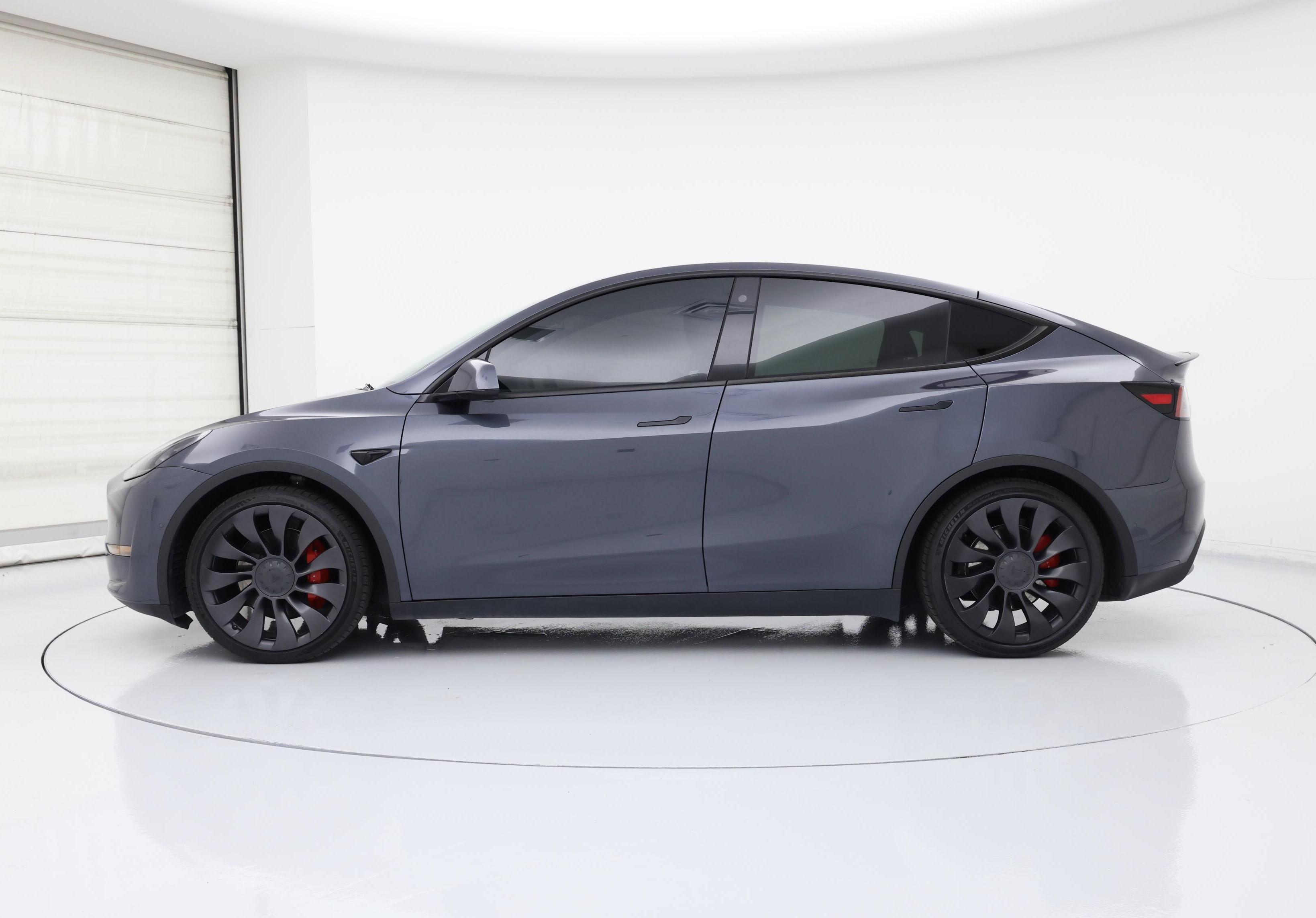 Thumbnail: 2022 Tesla Model Y - 3