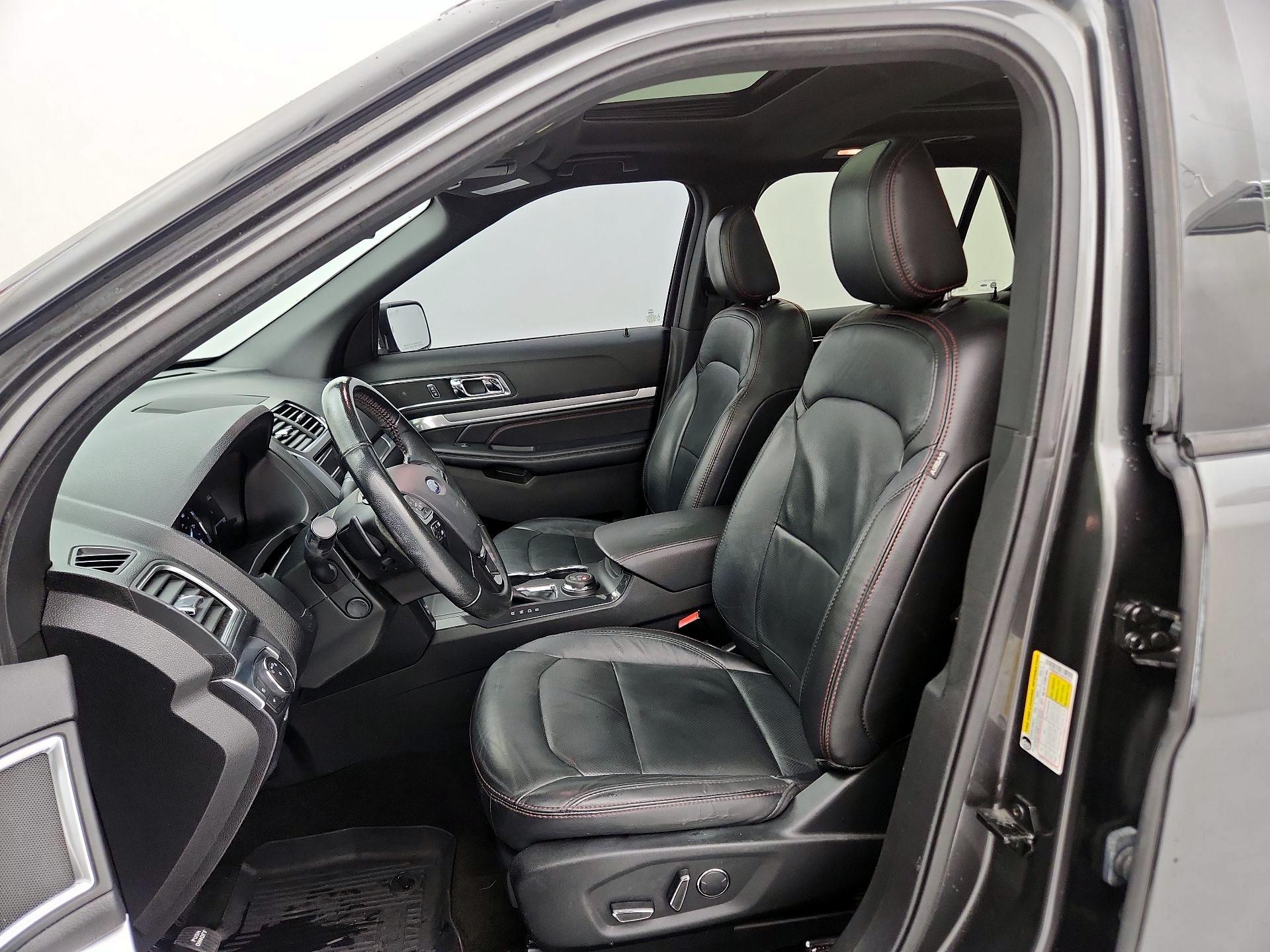 Thumbnail: 2018 Ford Explorer - 11
