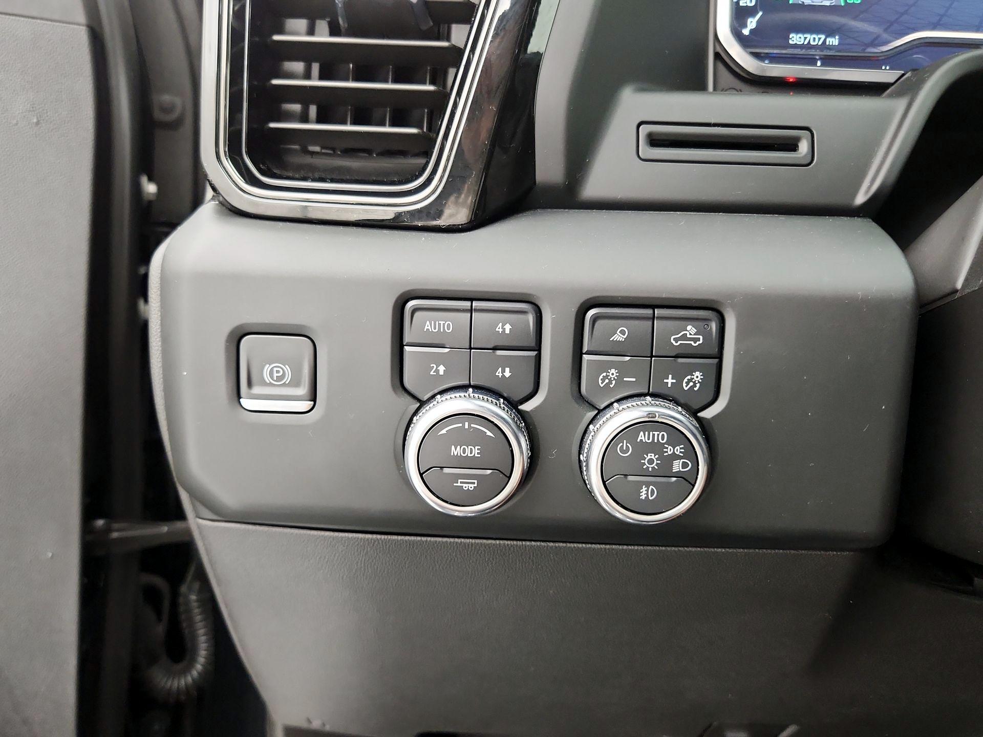 Thumbnail: 2023 GMC Sierra 1500 - 13