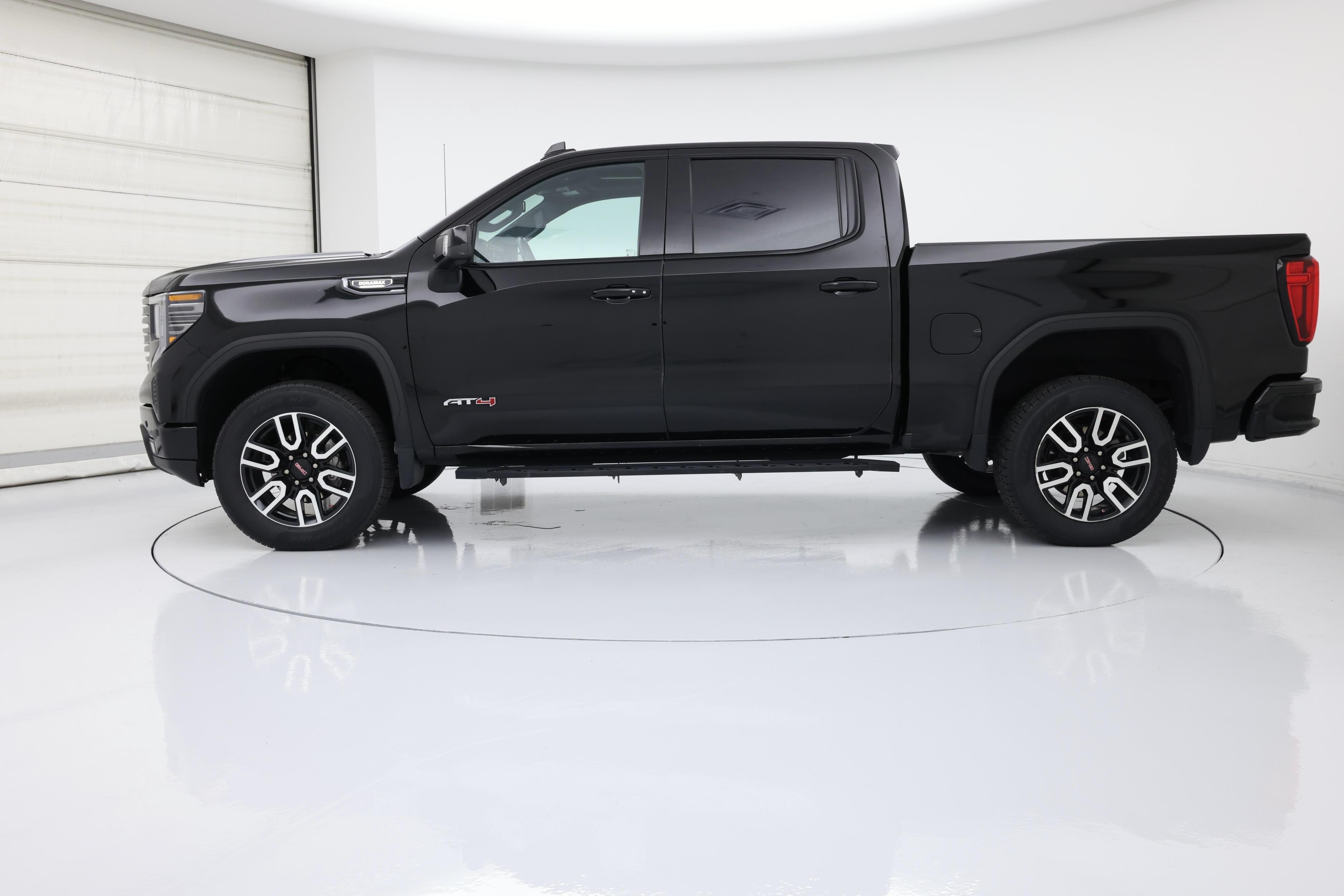Thumbnail: 2023 GMC Sierra 1500 - 3