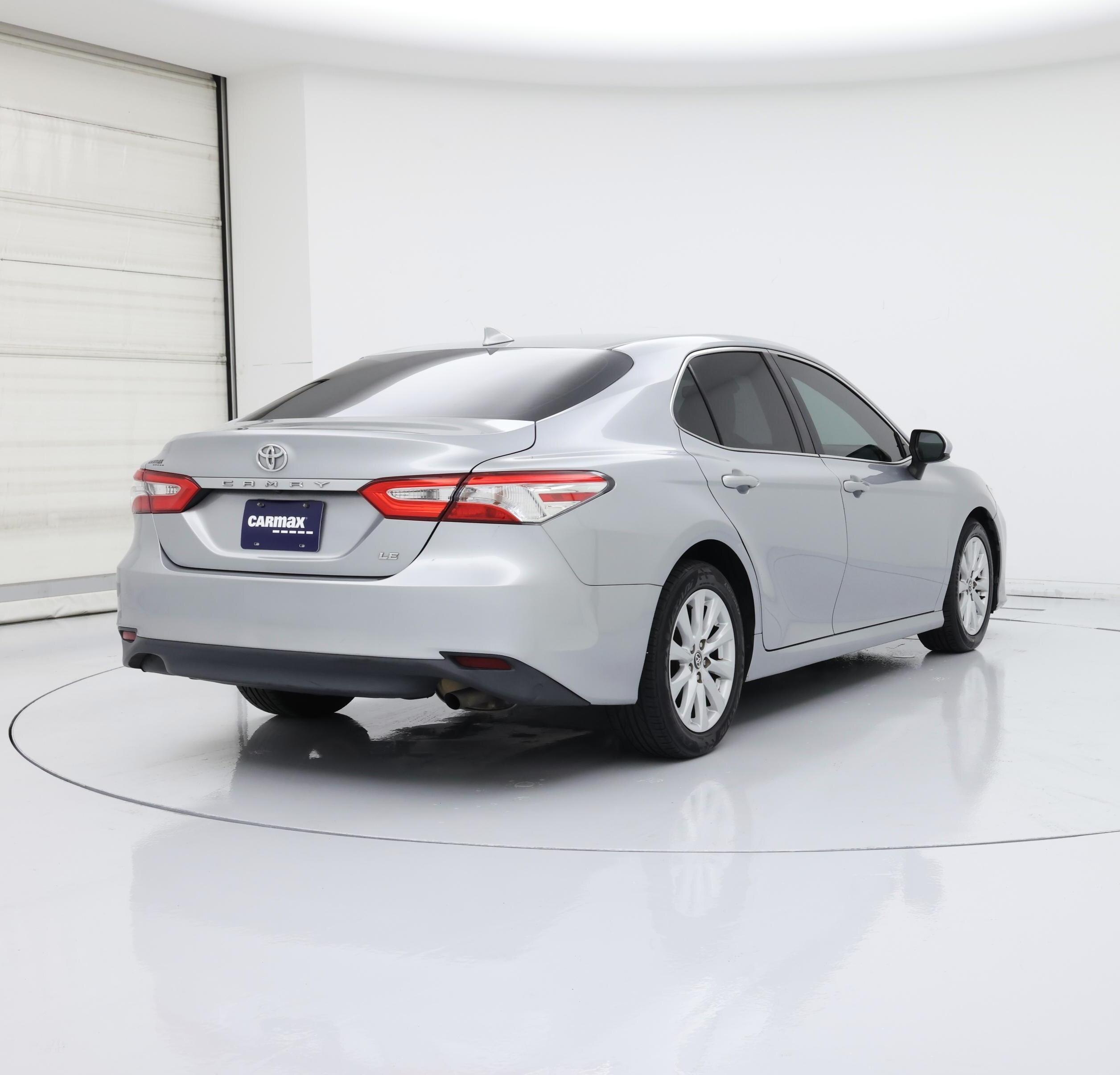 Thumbnail: 2020 Toyota Camry - 8