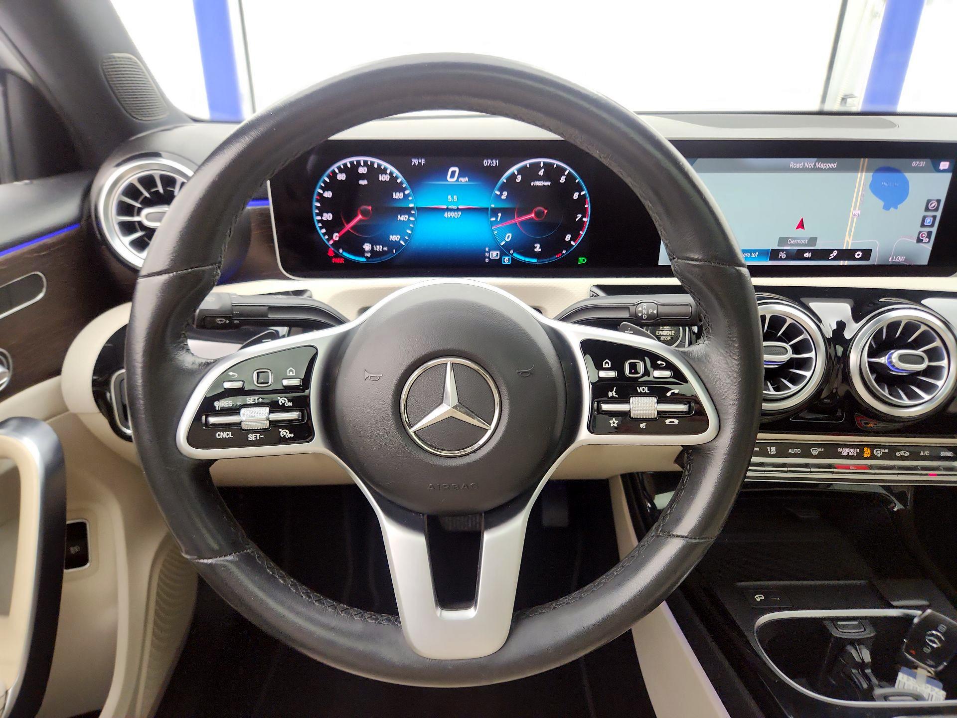 Thumbnail: 2019 Mercedes-Benz A-Class - 10