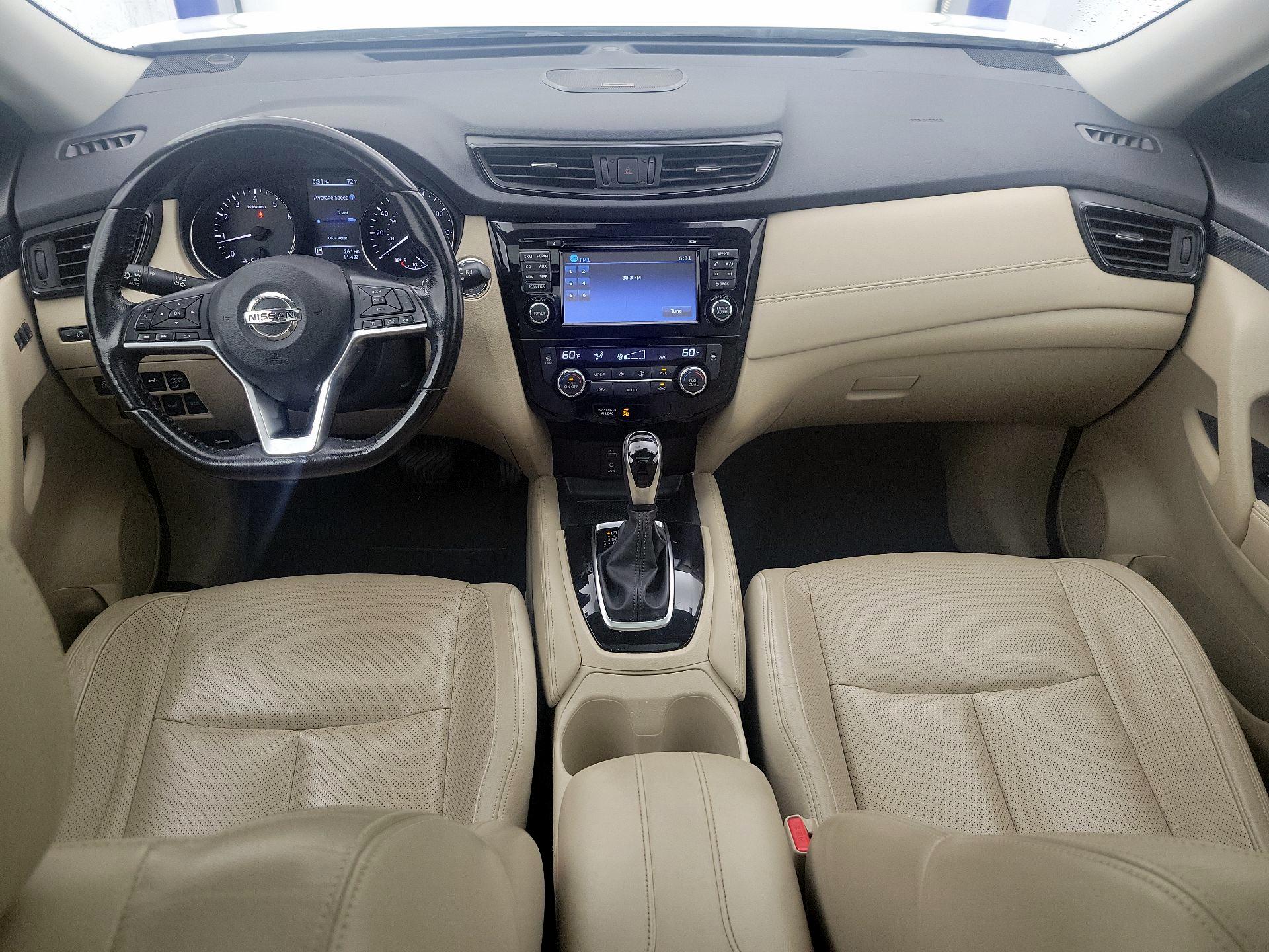 Thumbnail: 2017 Nissan Rogue - 9