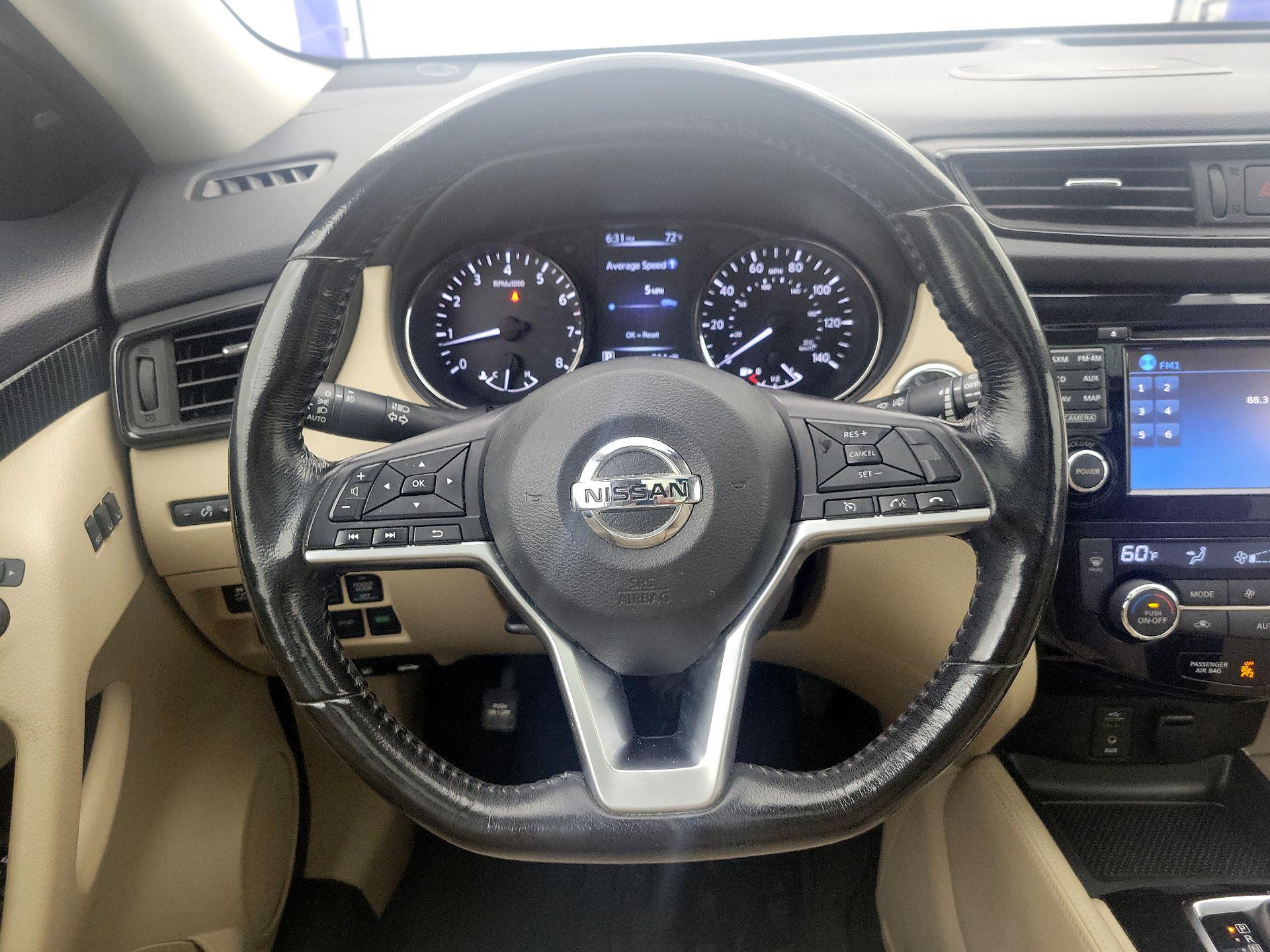 Thumbnail: 2017 Nissan Rogue - 10