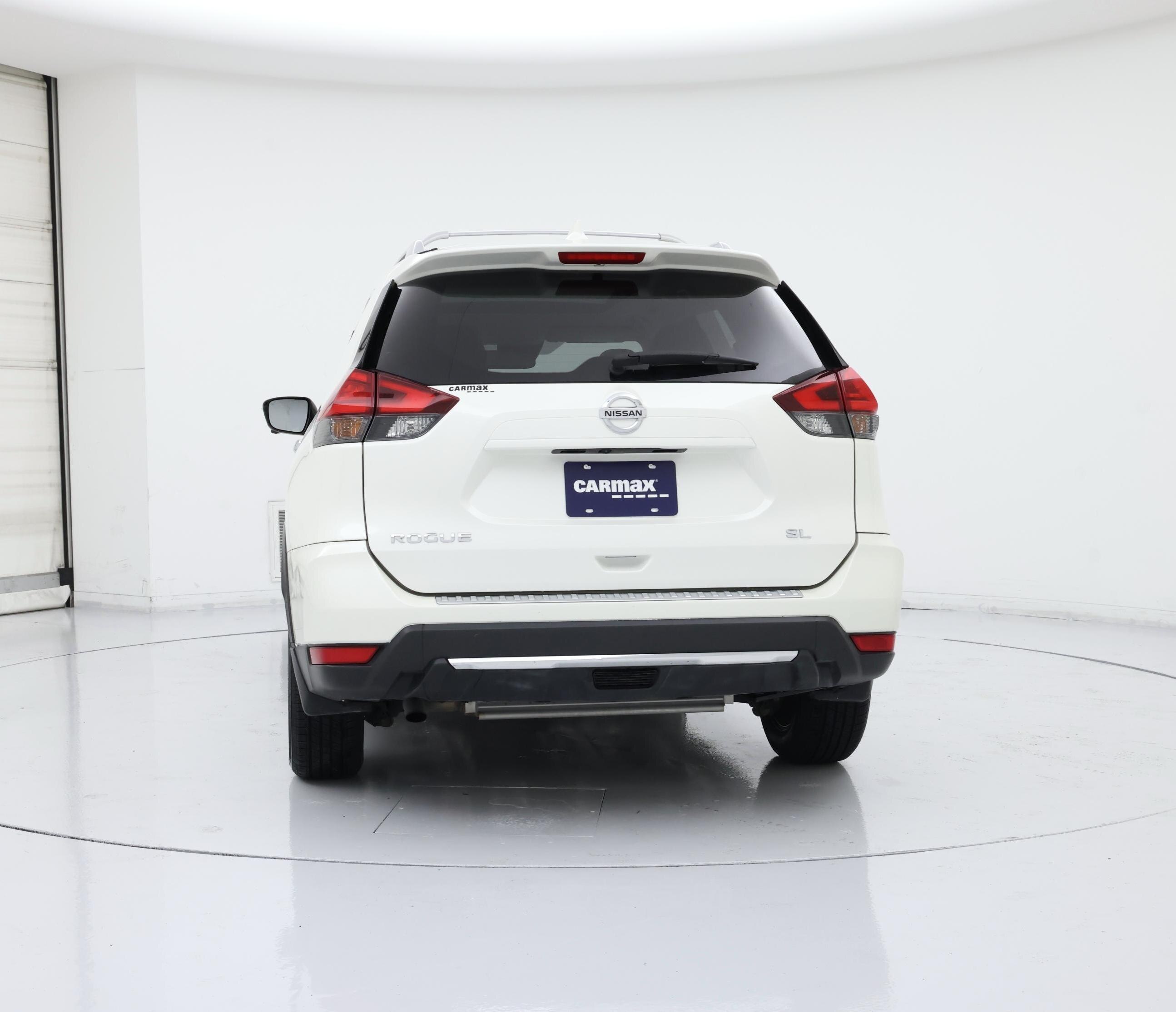 Thumbnail: 2017 Nissan Rogue - 6