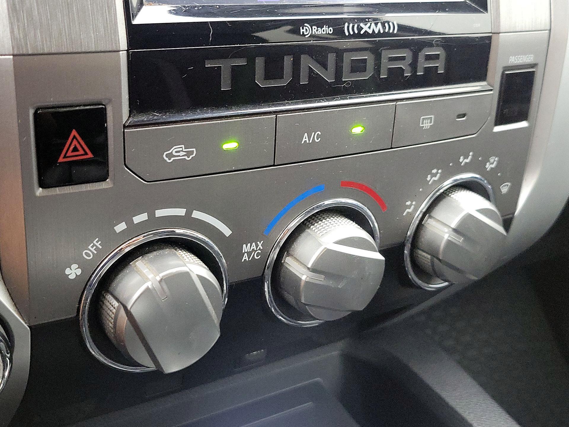 Thumbnail: 2014 Toyota Tundra - 17