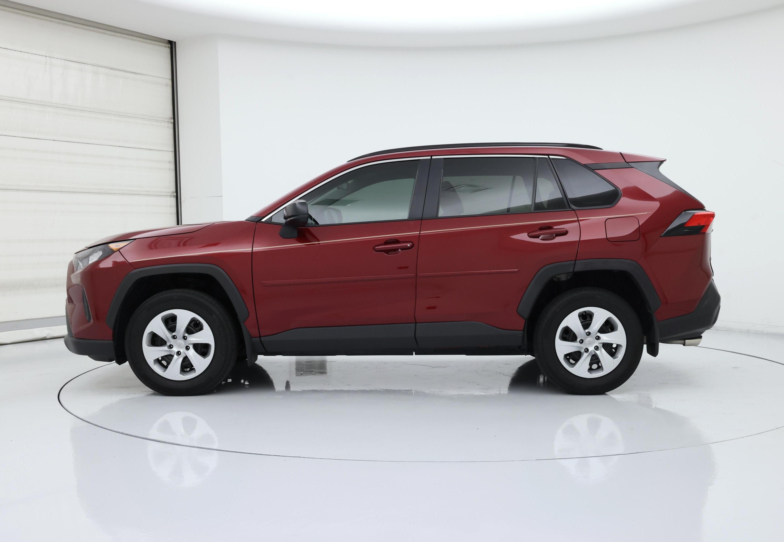Thumbnail: 2019 Toyota RAV4 - 3