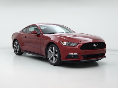 Red 2016 Ford Mustang