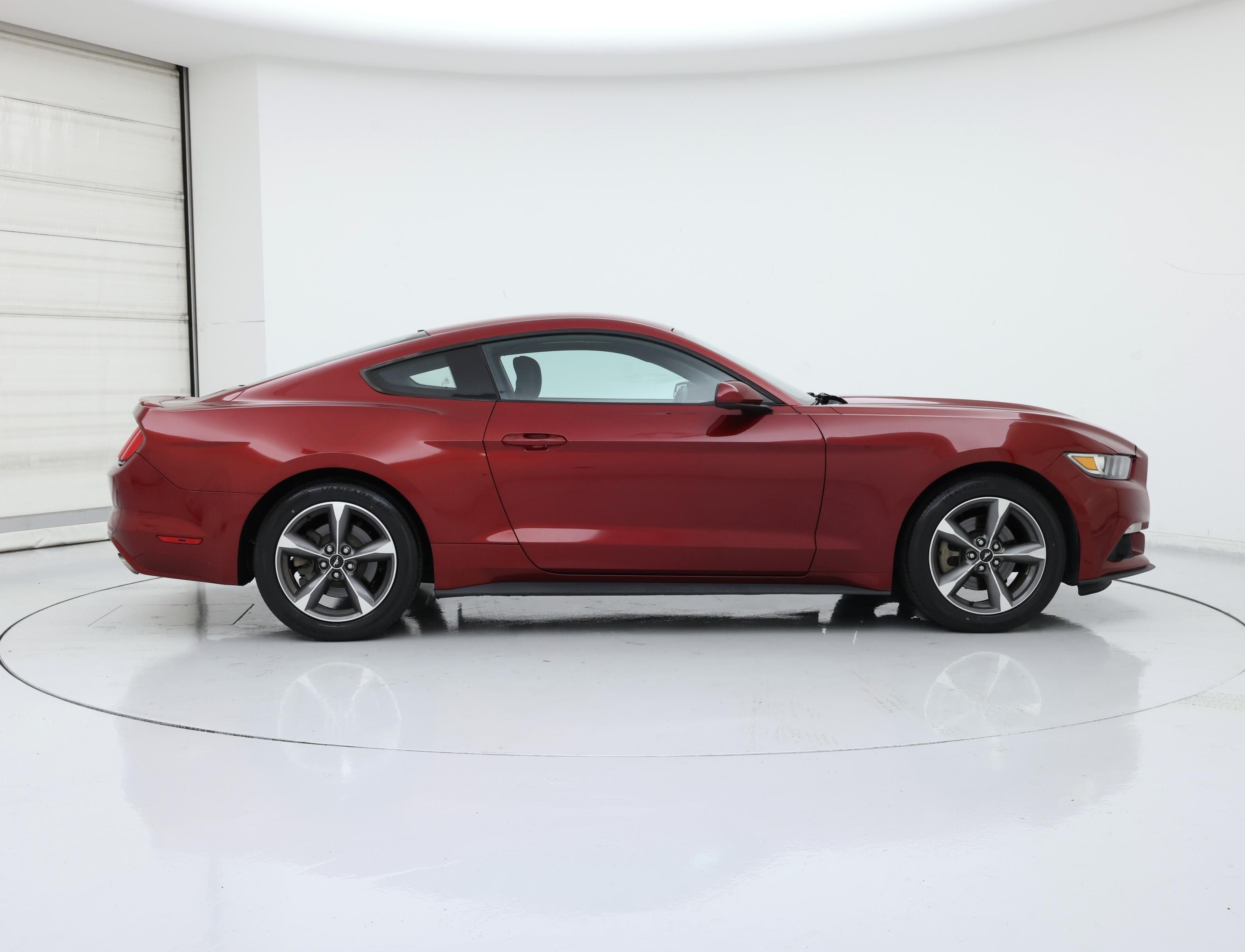 Thumbnail: 2016 Ford Mustang - 7
