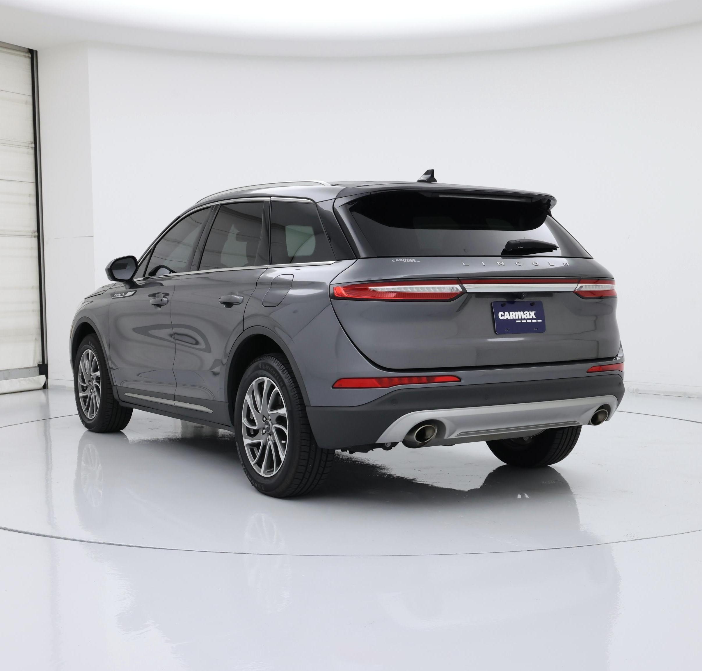 Thumbnail: 2022 Lincoln Corsair - 2