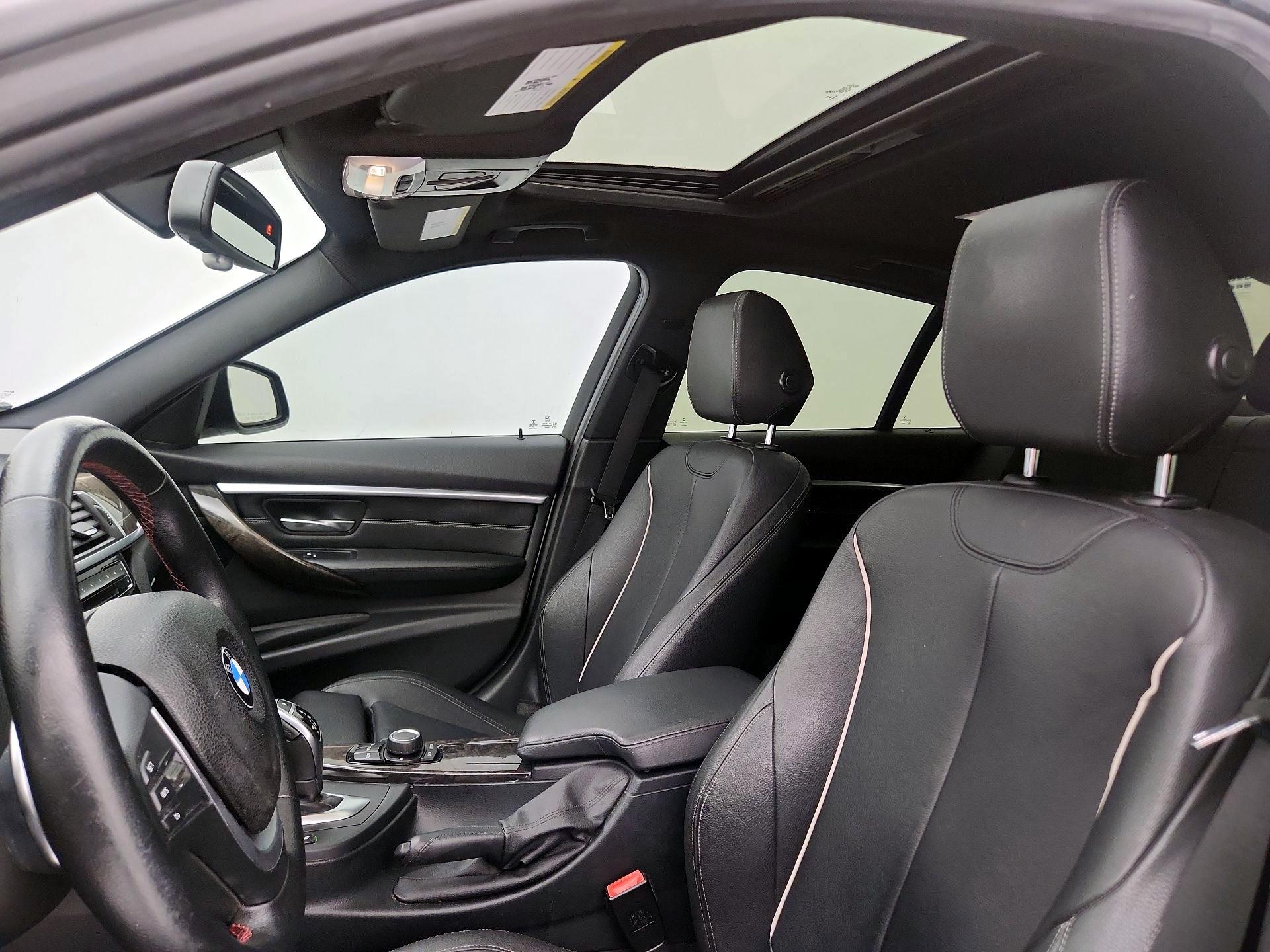 Thumbnail: 2016 BMW 3 Series - 19