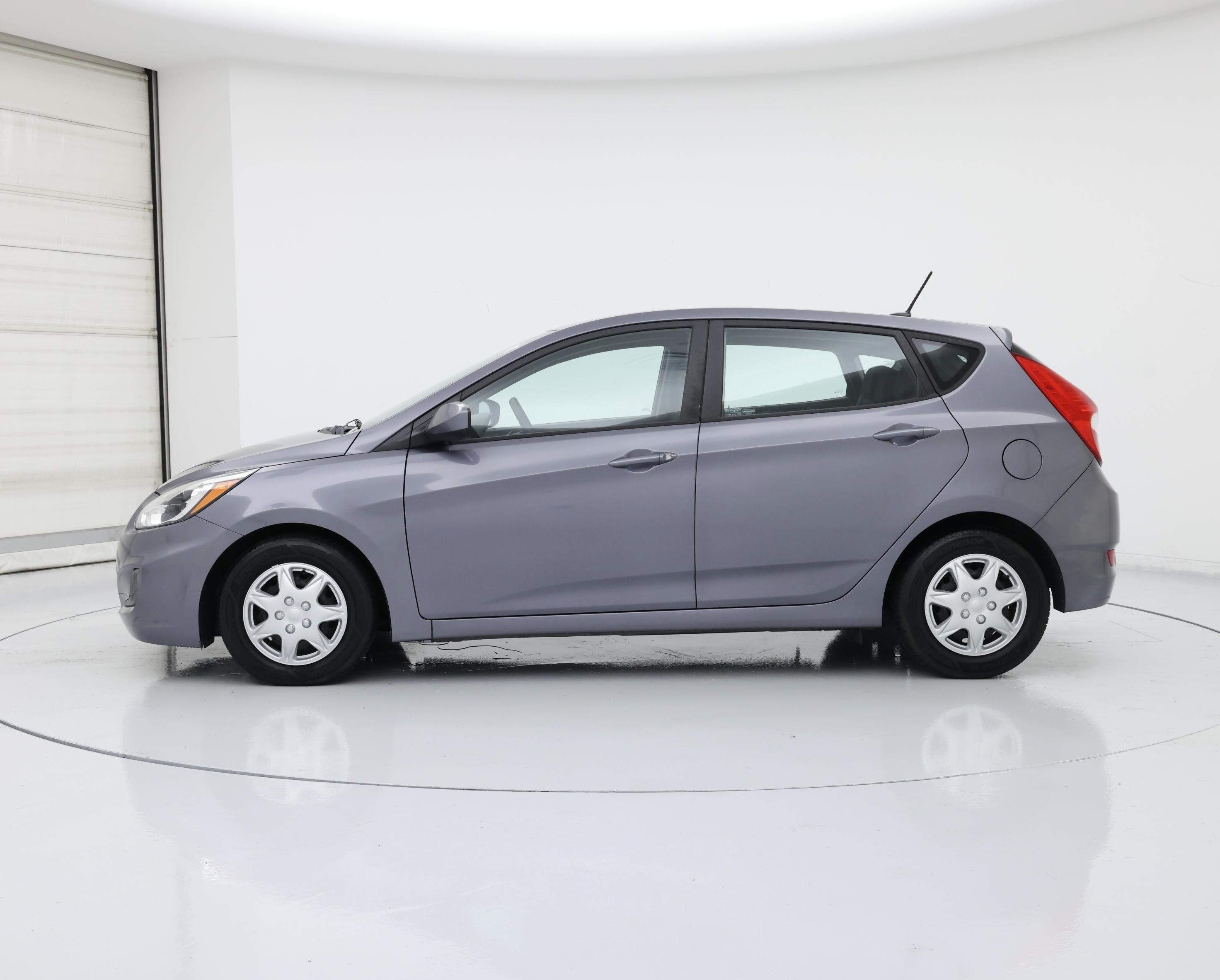 Thumbnail: 2017 Hyundai Accent - 3