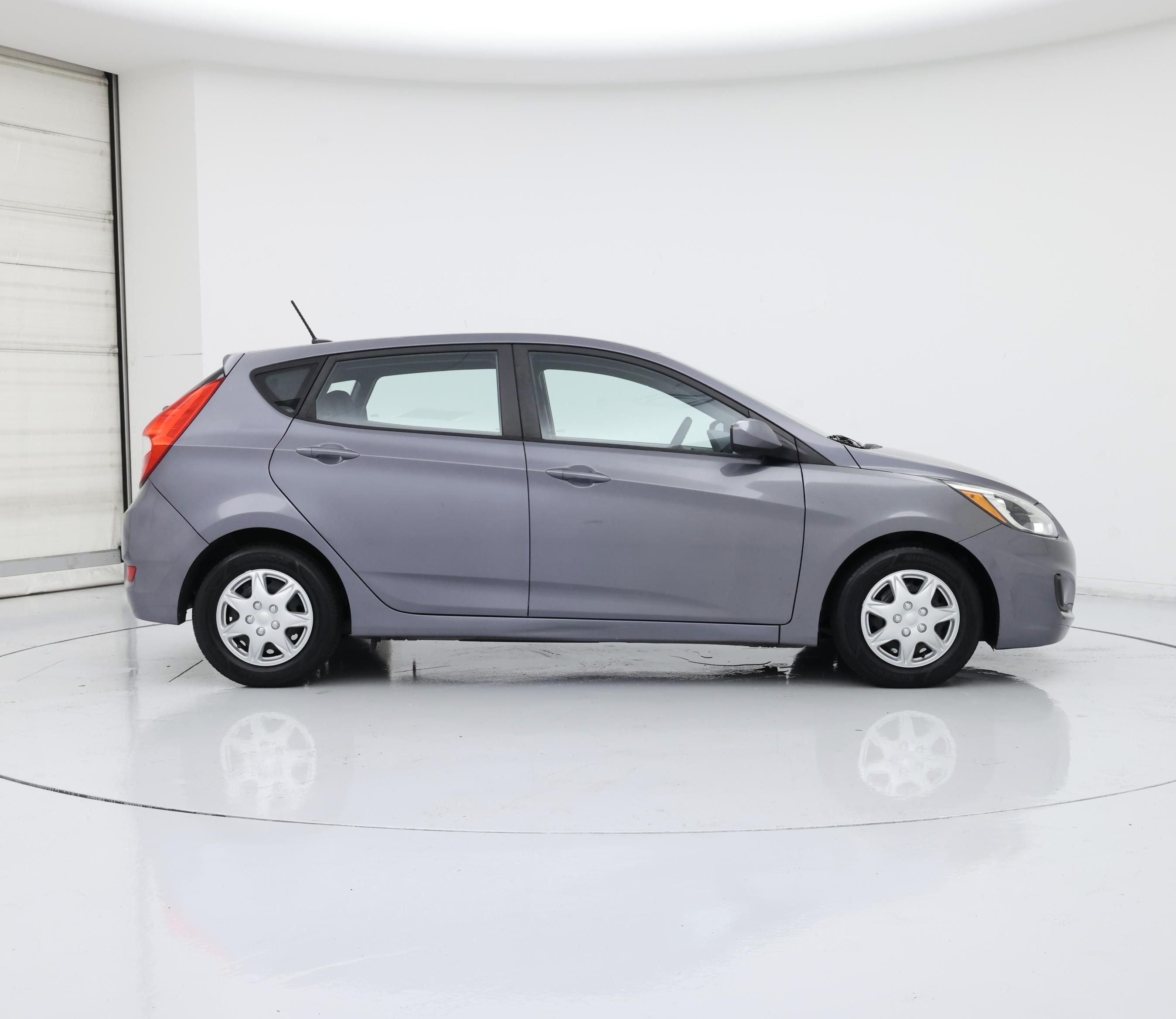 Thumbnail: 2017 Hyundai Accent - 7