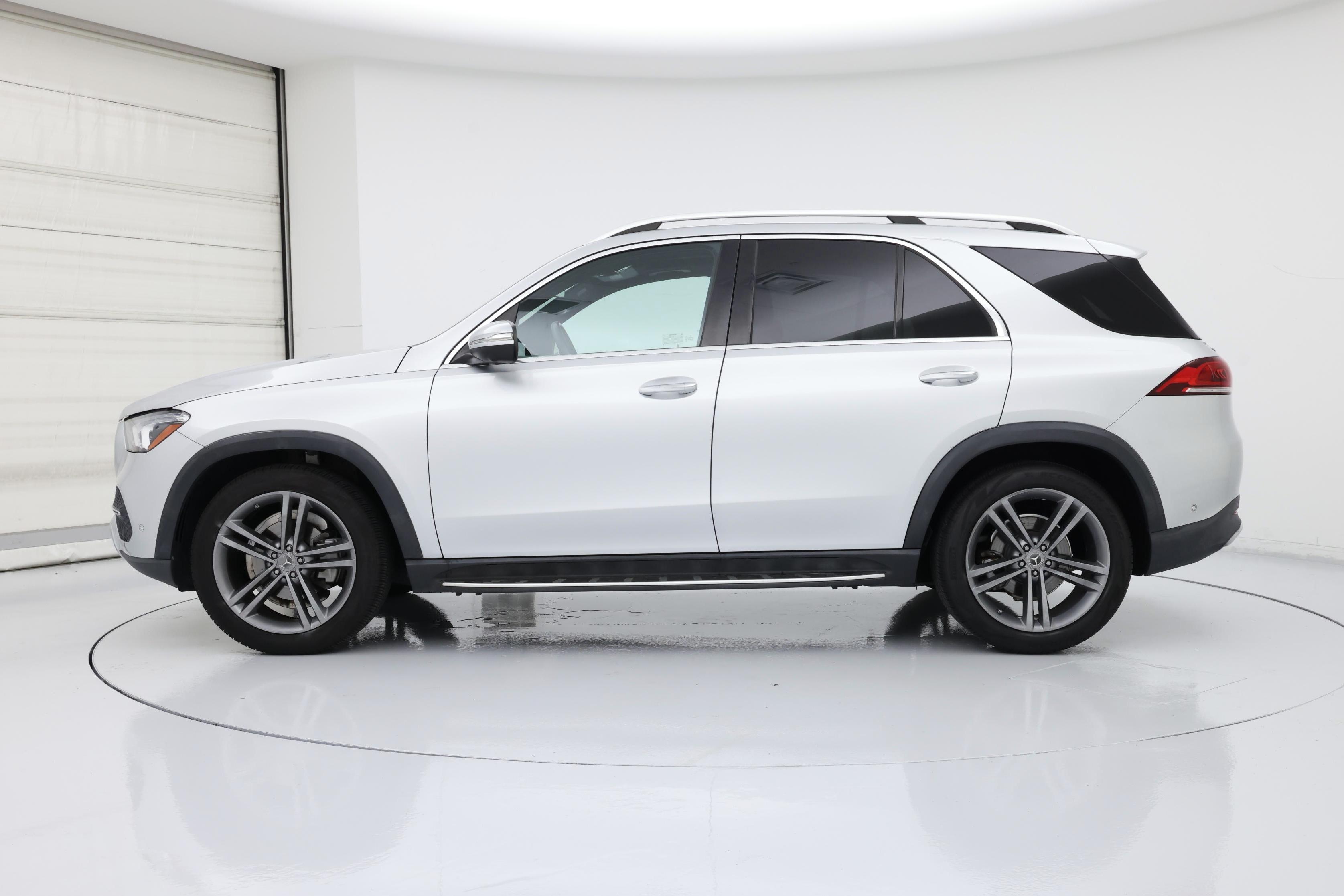 Thumbnail: 2020 Mercedes-Benz GLE - 3