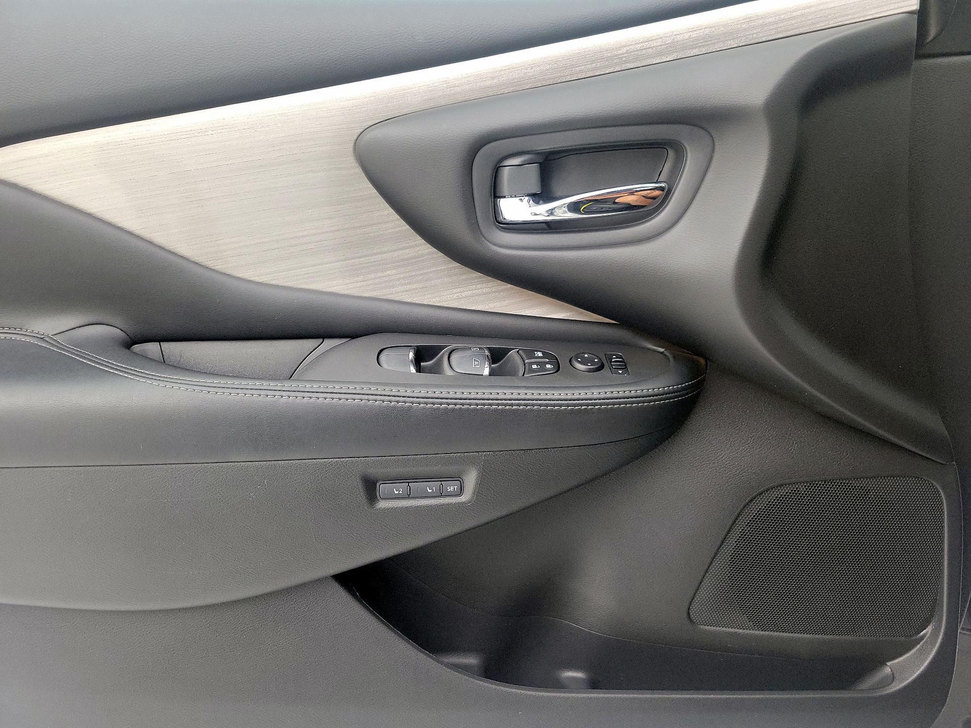 Thumbnail: 2016 Nissan Murano - 12