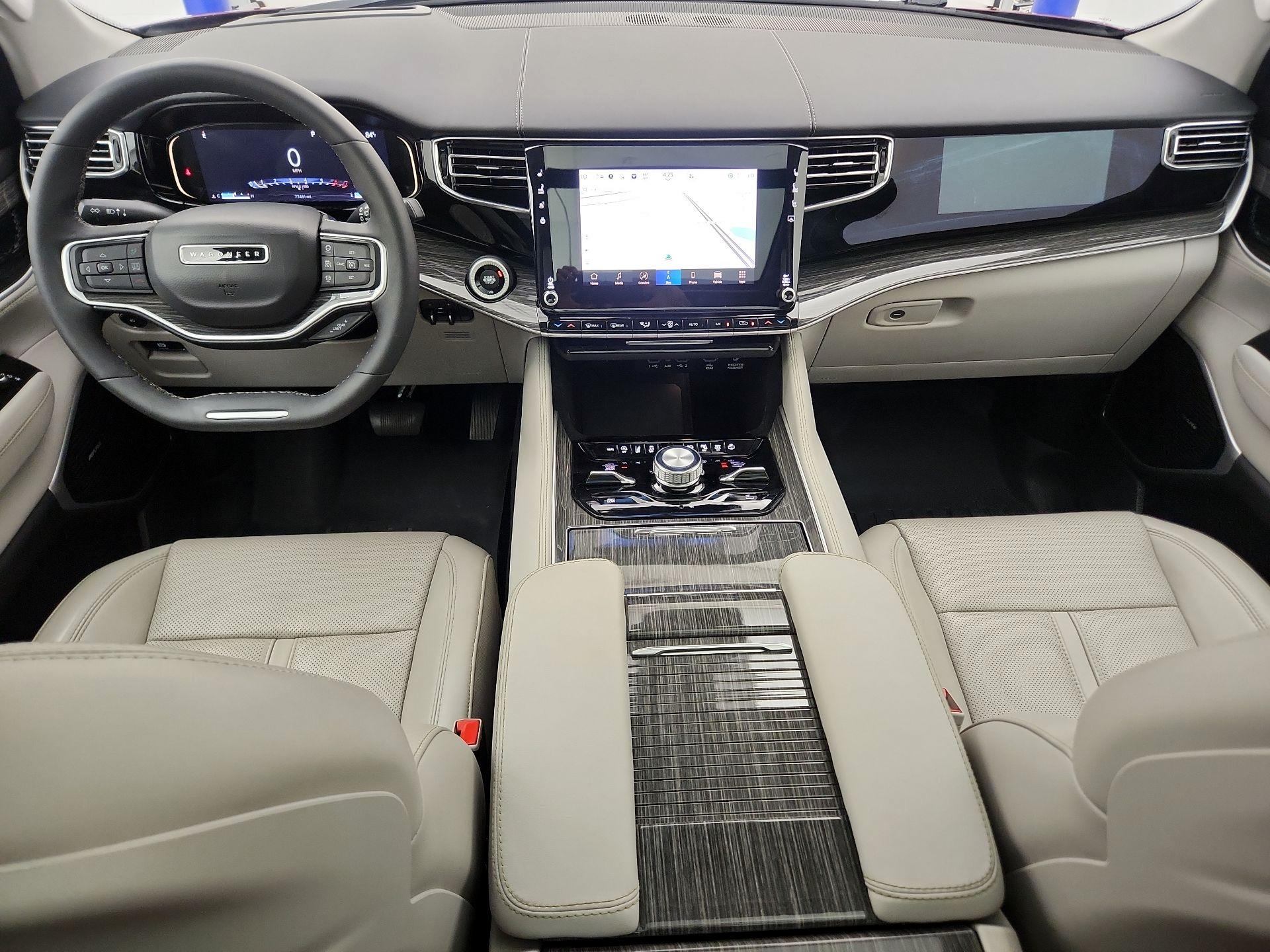 Thumbnail: 2022 Jeep Wagoneer - 9