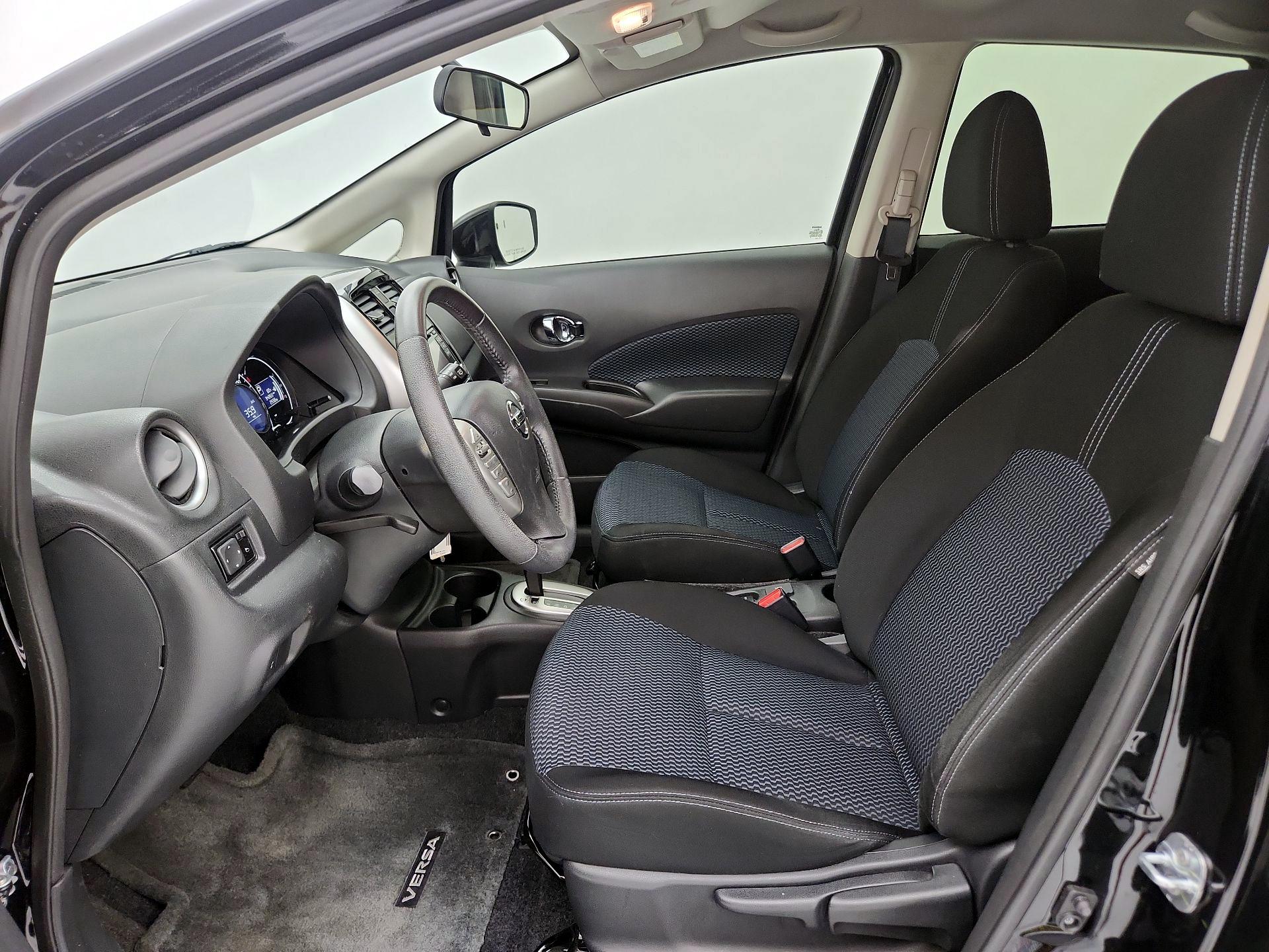 Thumbnail: 2016 Nissan Versa Note - 11