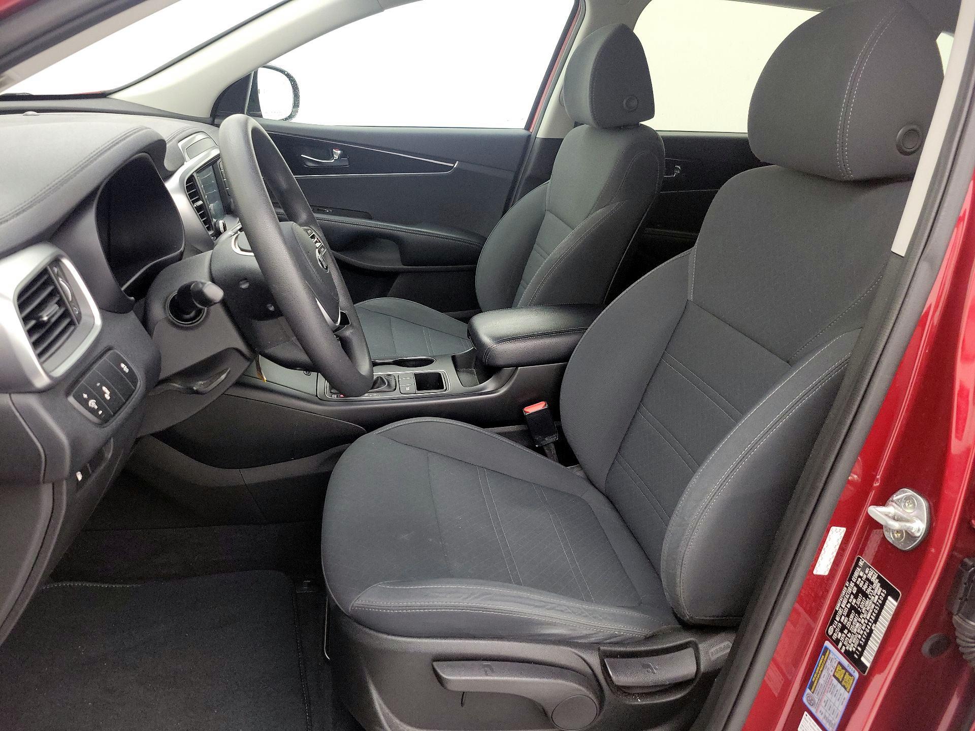 Thumbnail: 2019 Kia Sorento - 11
