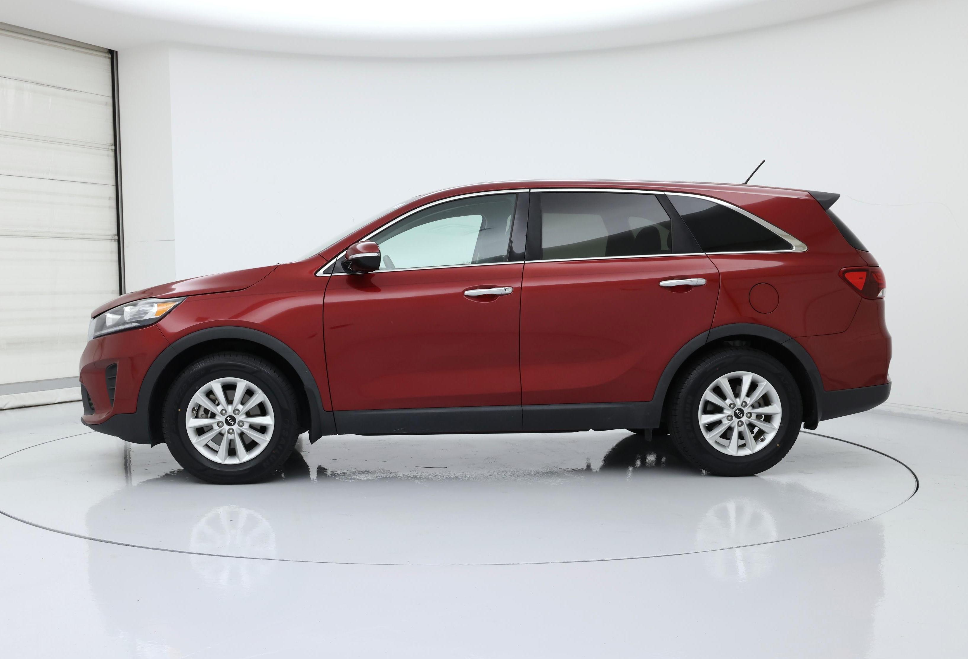 Thumbnail: 2019 Kia Sorento - 3