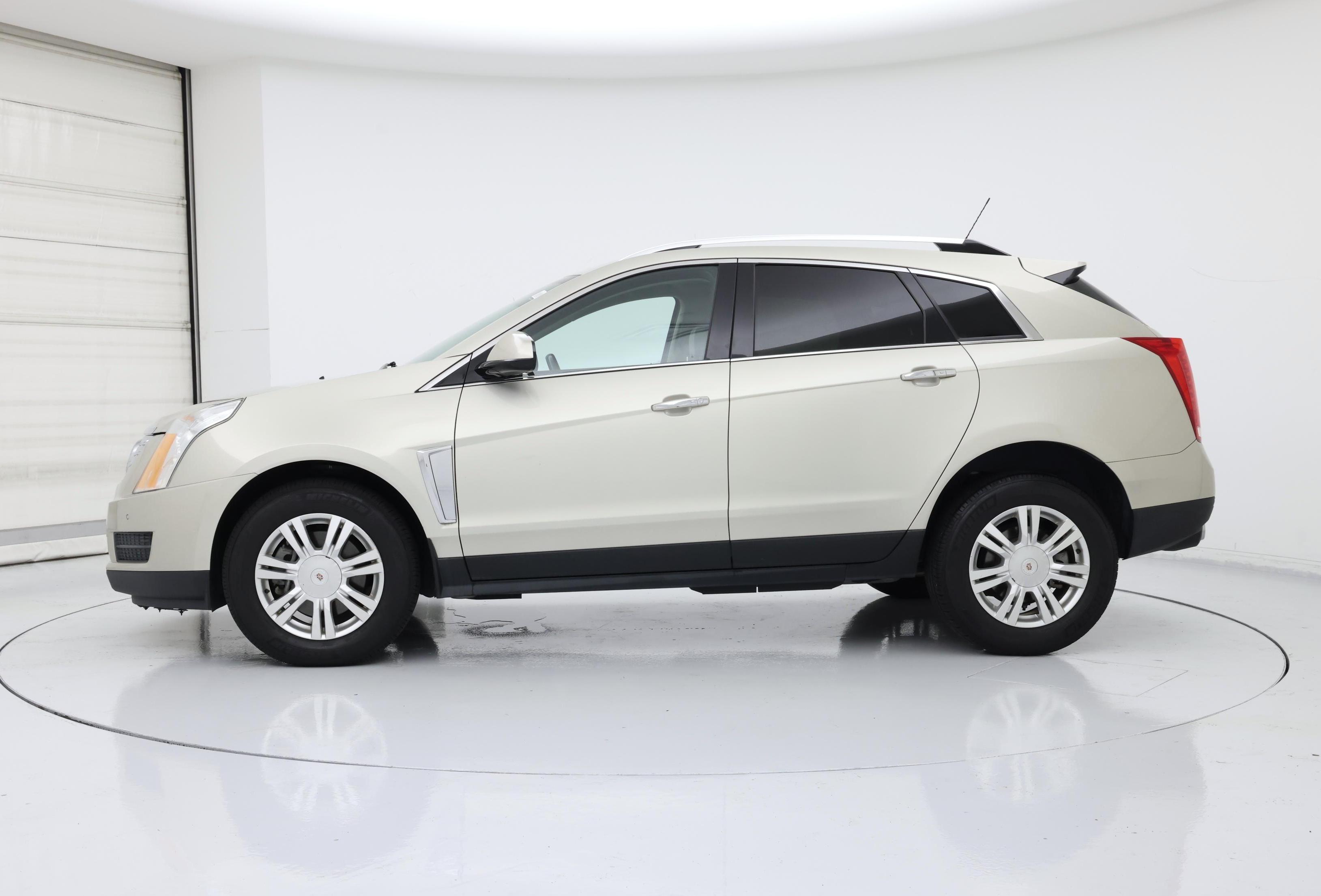 Thumbnail: 2015 Cadillac SRX - 3