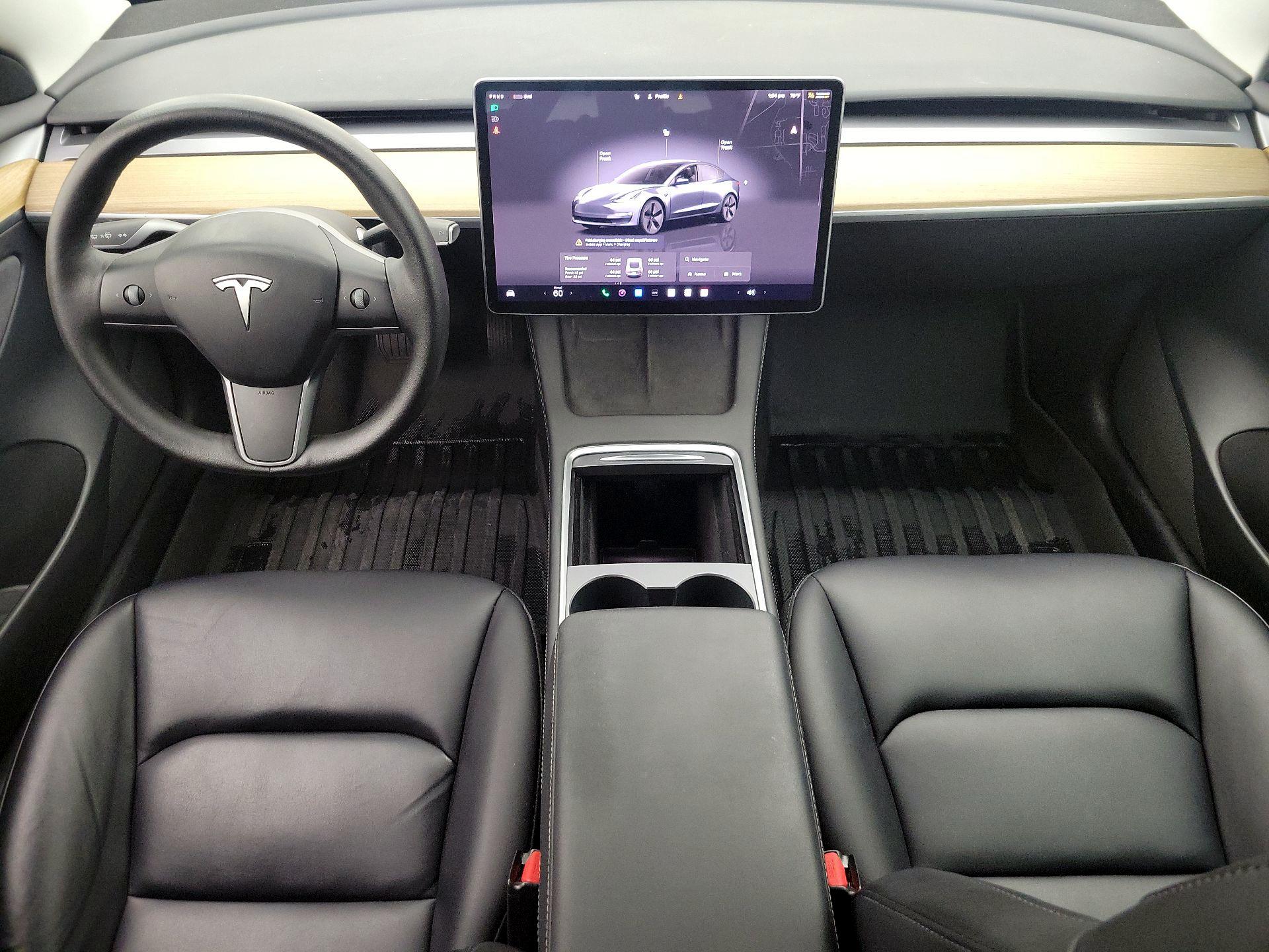 Thumbnail: 2022 Tesla Model 3 - 9
