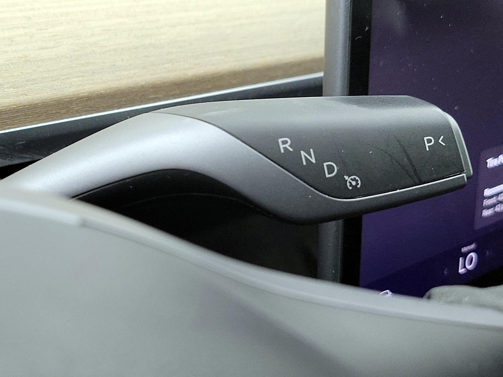 Thumbnail: 2022 Tesla Model 3 - 17