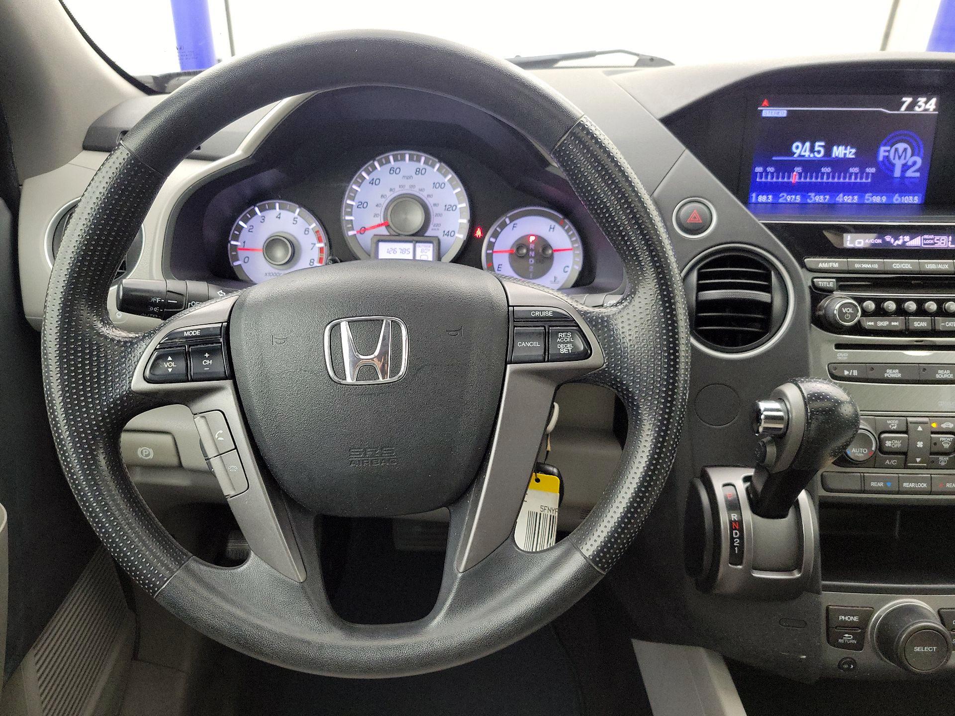 Thumbnail: 2015 Honda Pilot - 10