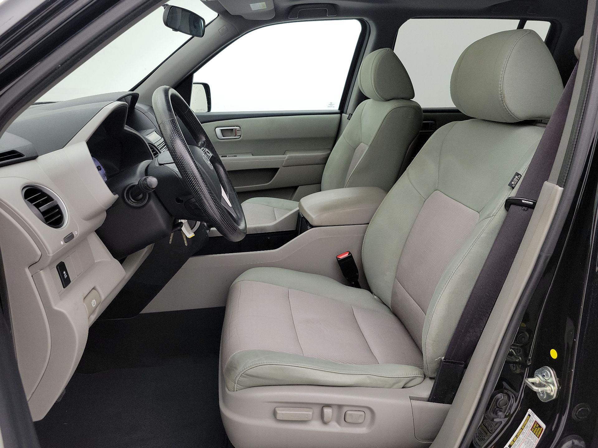 Thumbnail: 2015 Honda Pilot - 11