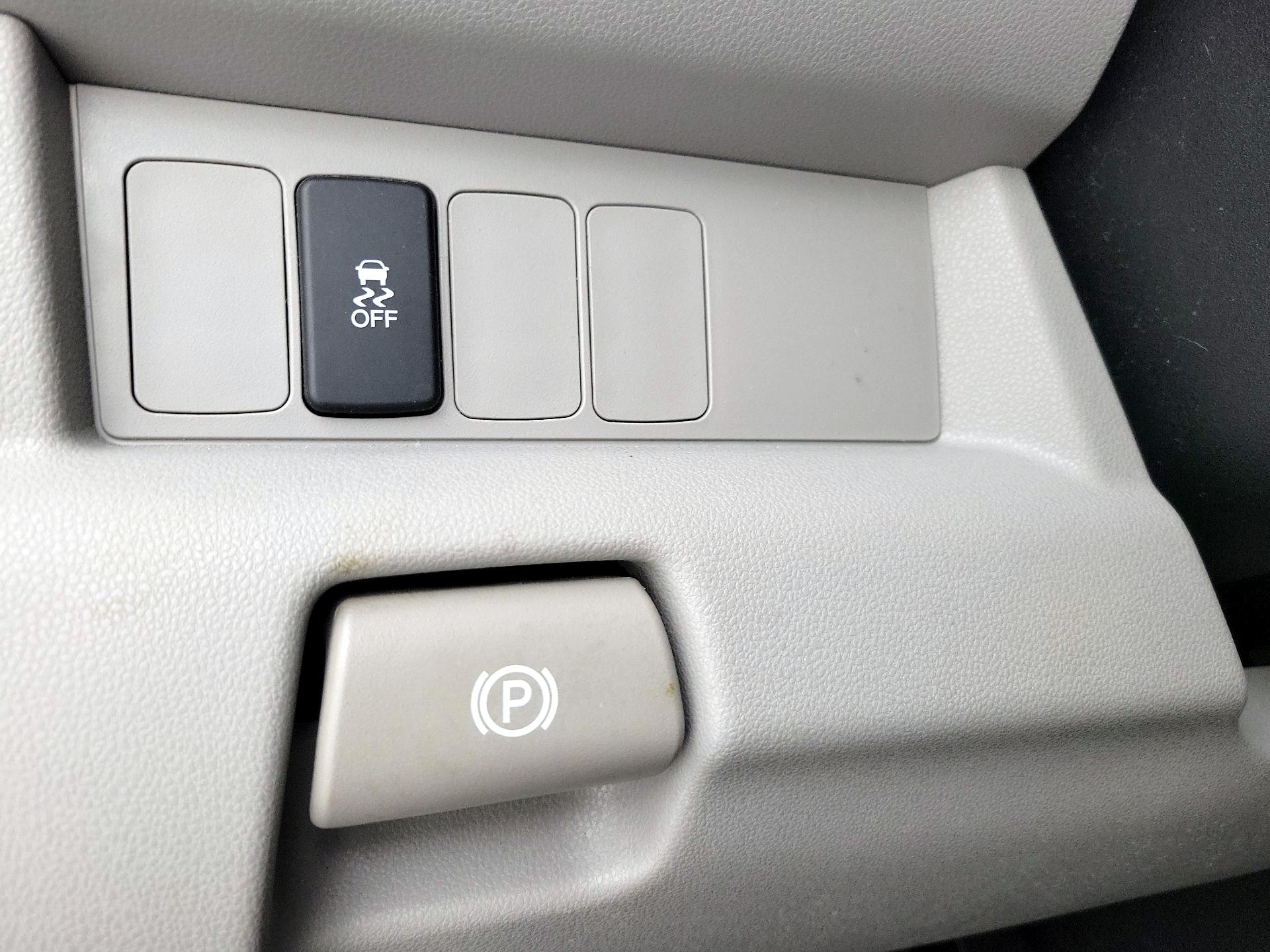 Thumbnail: 2015 Honda Pilot - 13
