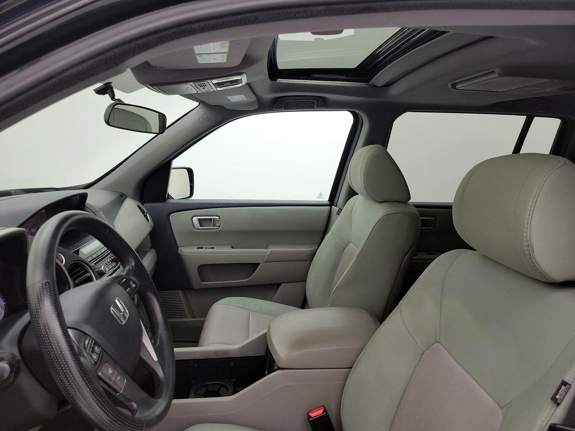 Thumbnail: 2015 Honda Pilot - 19