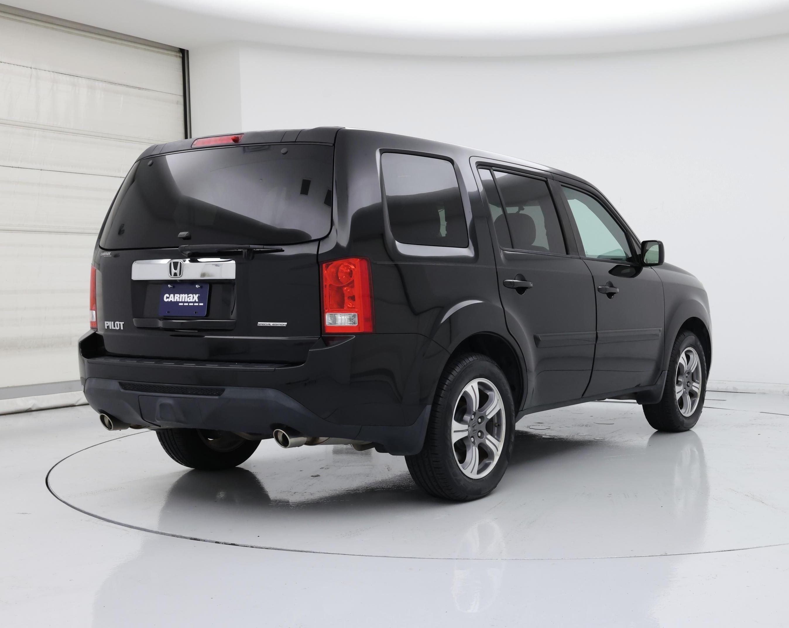 Thumbnail: 2015 Honda Pilot - 8