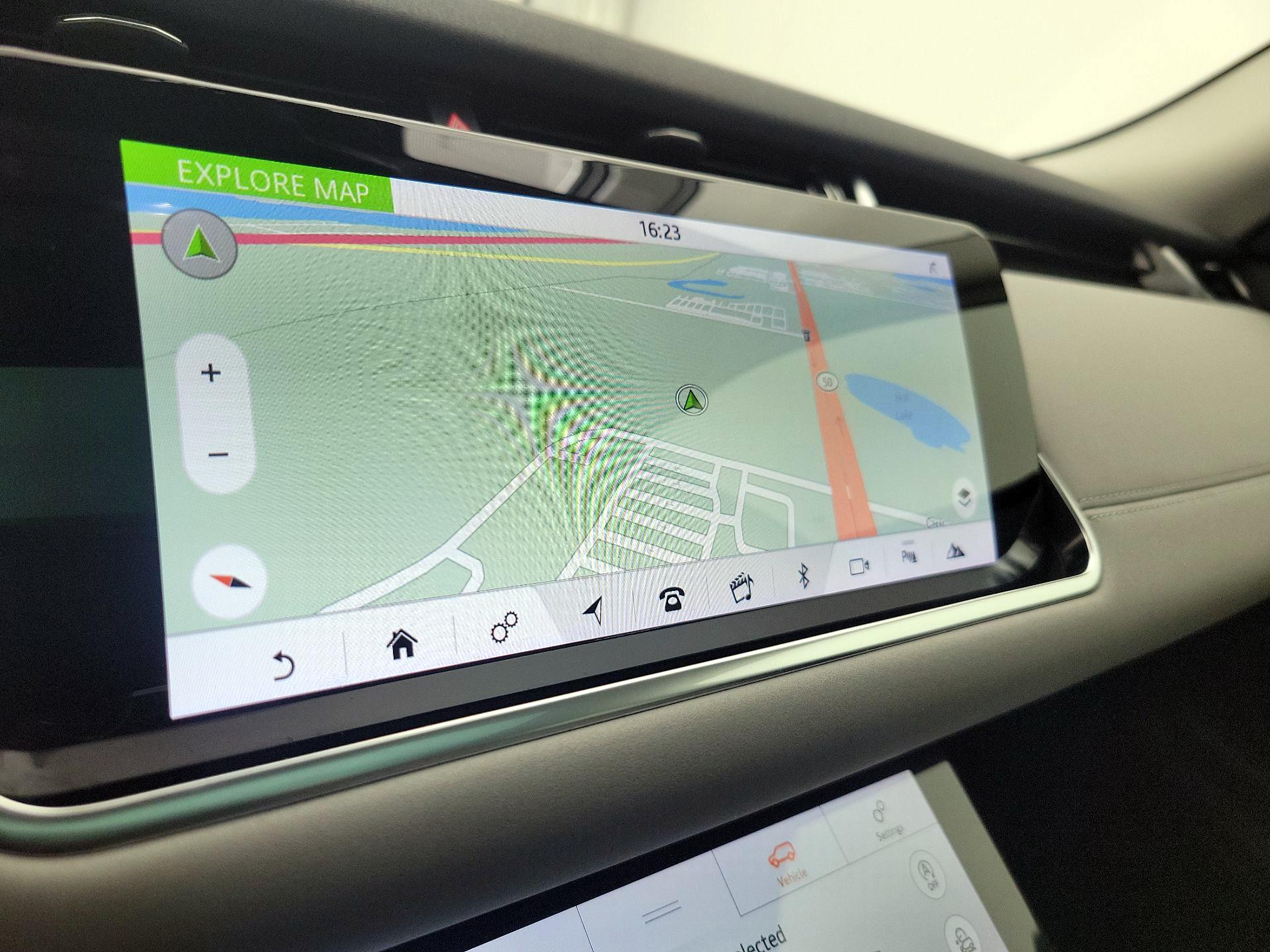 Thumbnail: 2020 Land Rover Range Rover Evoque - 14